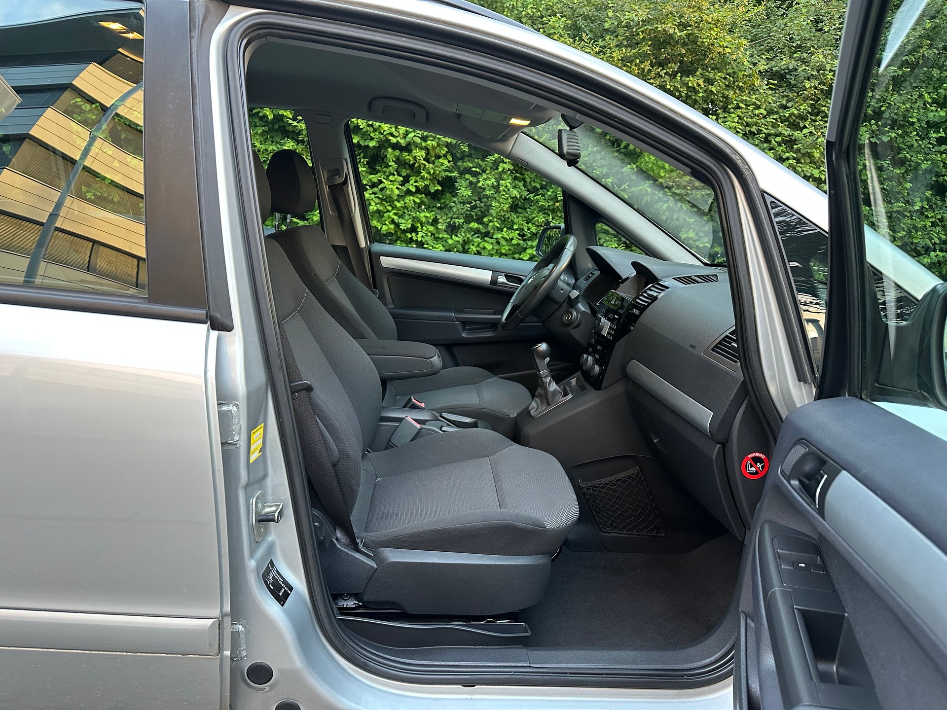 OPEL Zafira 1.8i 16V Enjoy-image-10