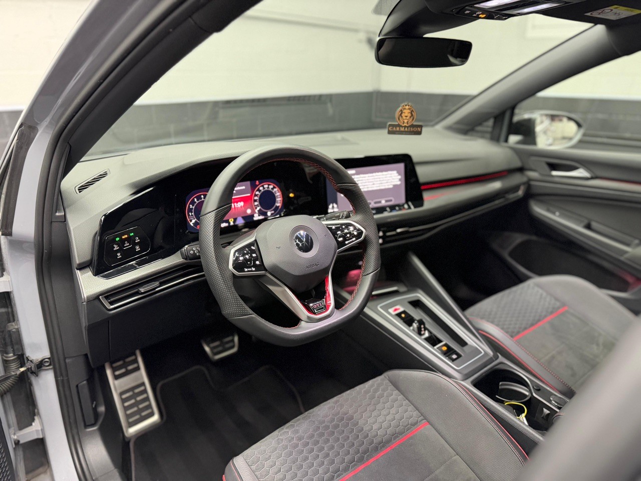 VW Golf 2.0 TSI GTI Clubsport DSG | Schiebedach | Rückfahrkamera-image-12
