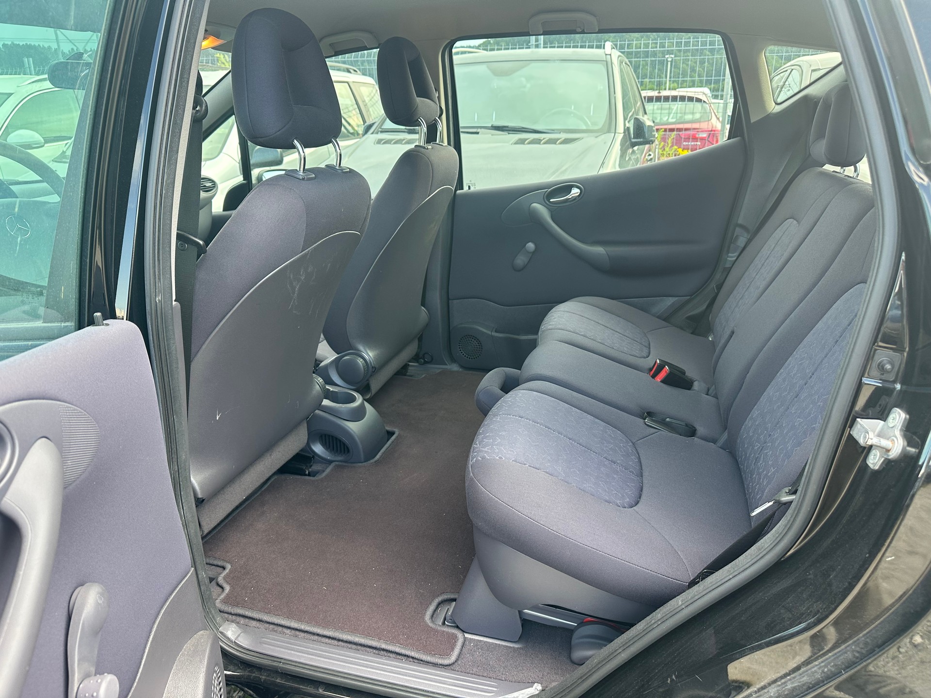 MERCEDES-BENZ A 160 L Classic-image-8
