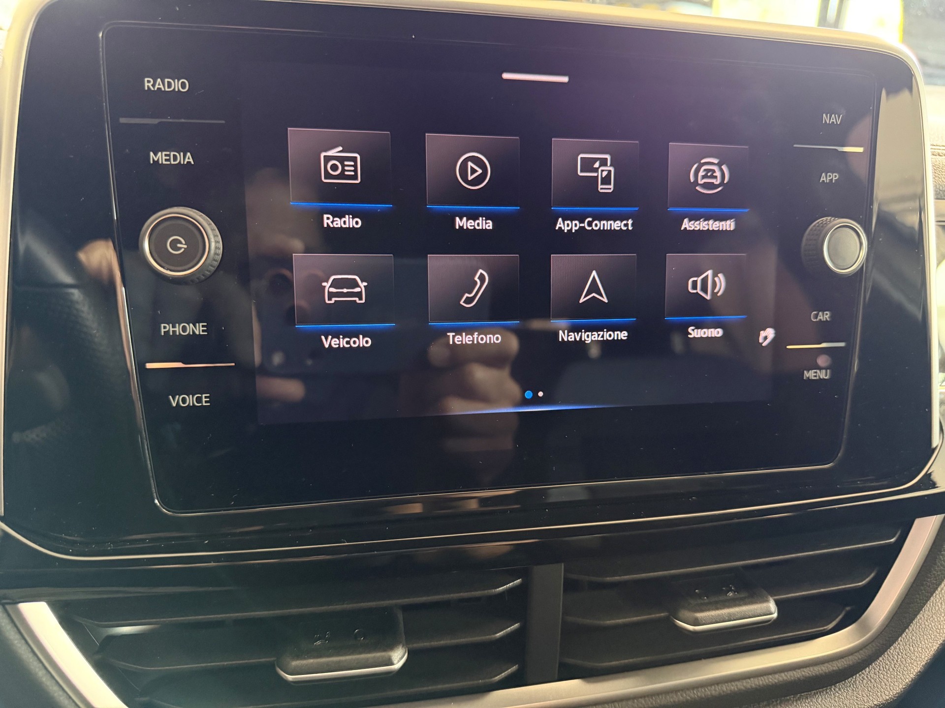 VW T-Roc 2.0 TSI R-Line DSG 4Motion-image-10