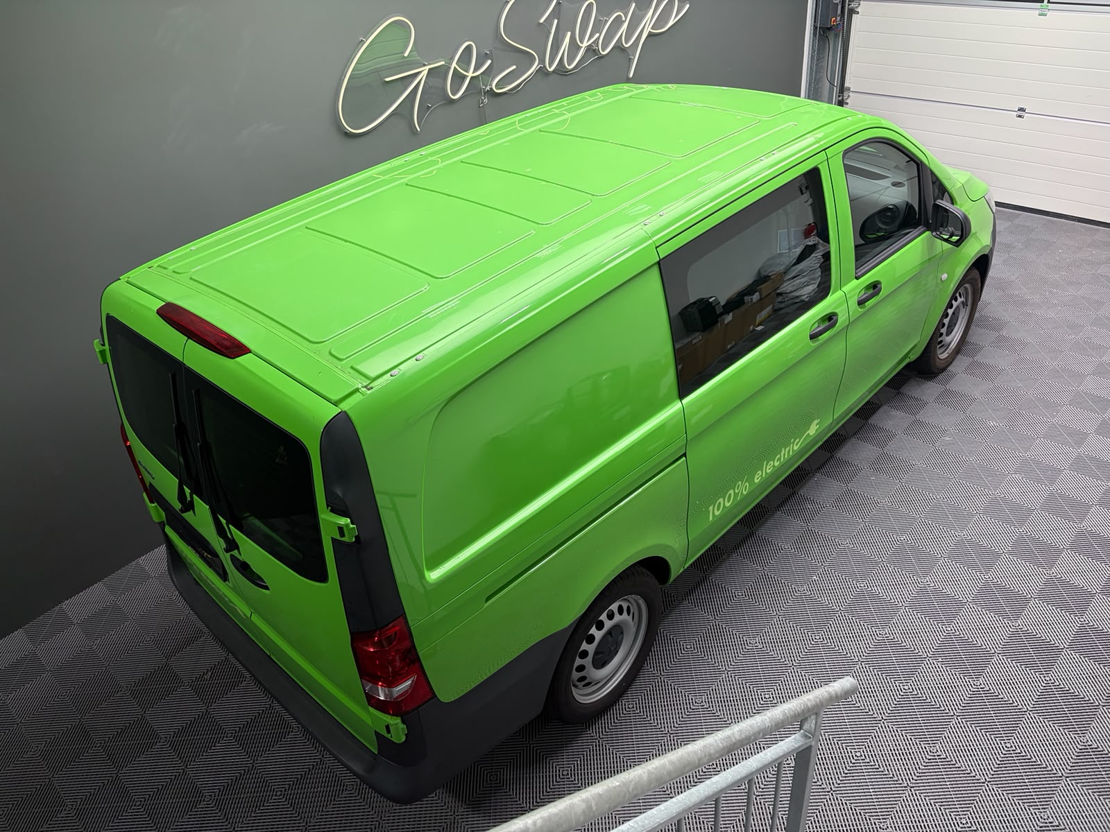 MERCEDES-BENZ eVito 112 Extralang - 60kWh- 314 kms-image-4