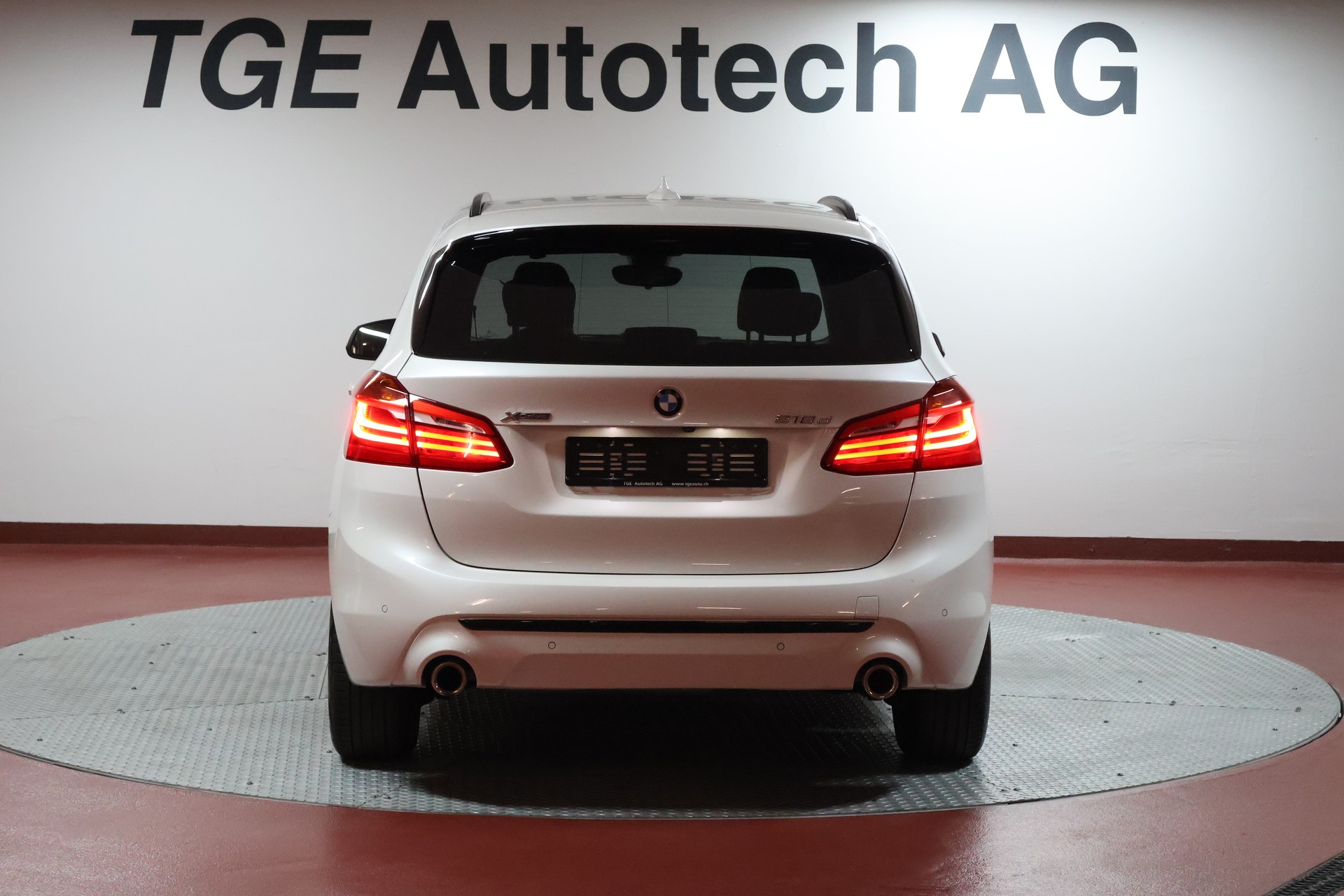 BMW 218d xDrive Active Tourer Steptronic Sport Line-image-20