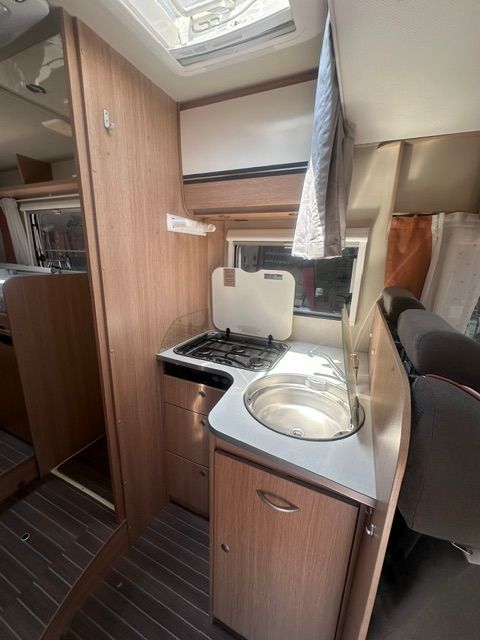 CARADO T447 Hubbett-image-7