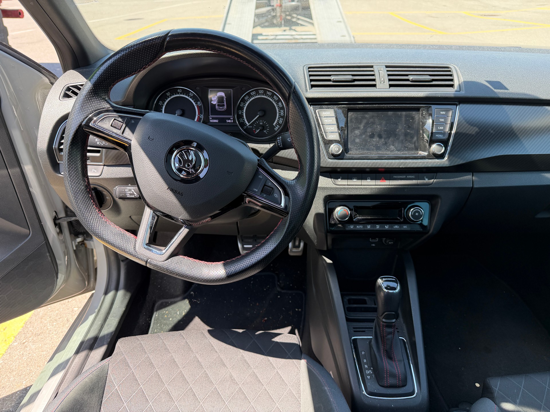 SKODA Fabia 1.0 TSI Monte Carlo DSG-image-8