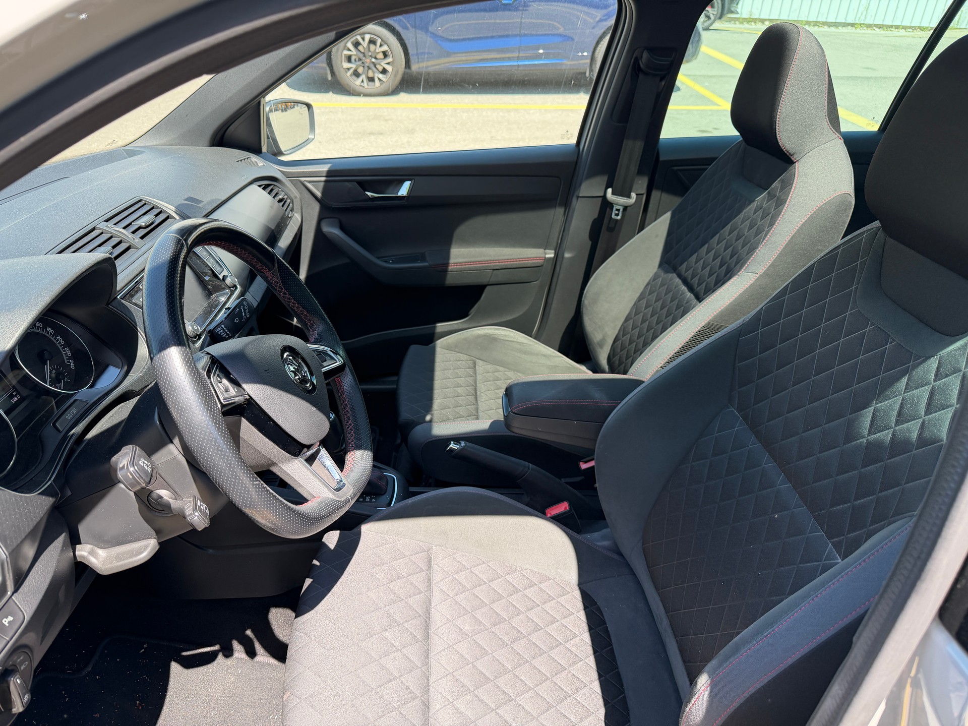 SKODA Fabia 1.0 TSI Monte Carlo DSG-image-5