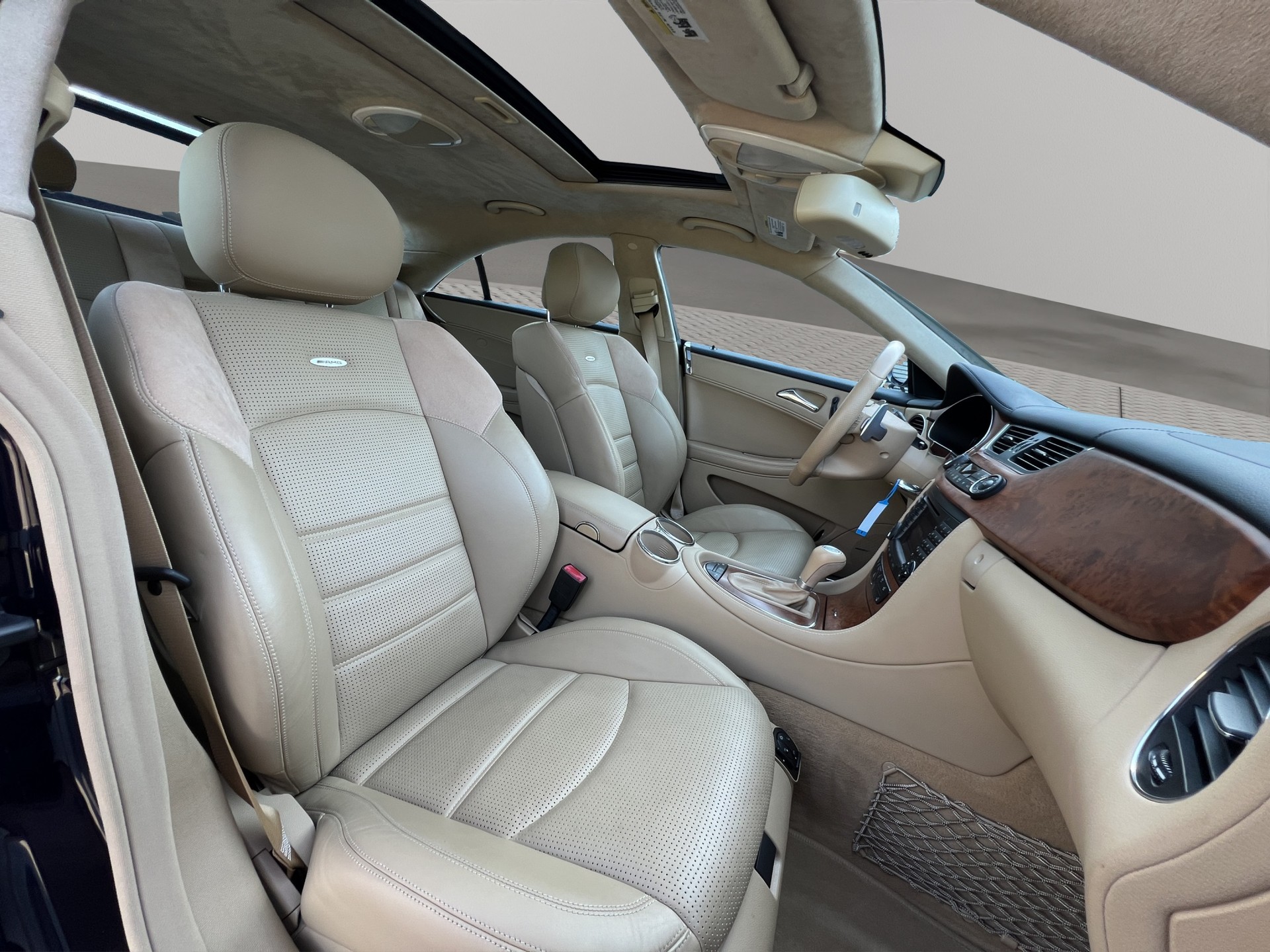 MERCEDES-BENZ CLS 63 AMG 7G-Tronic-image-11