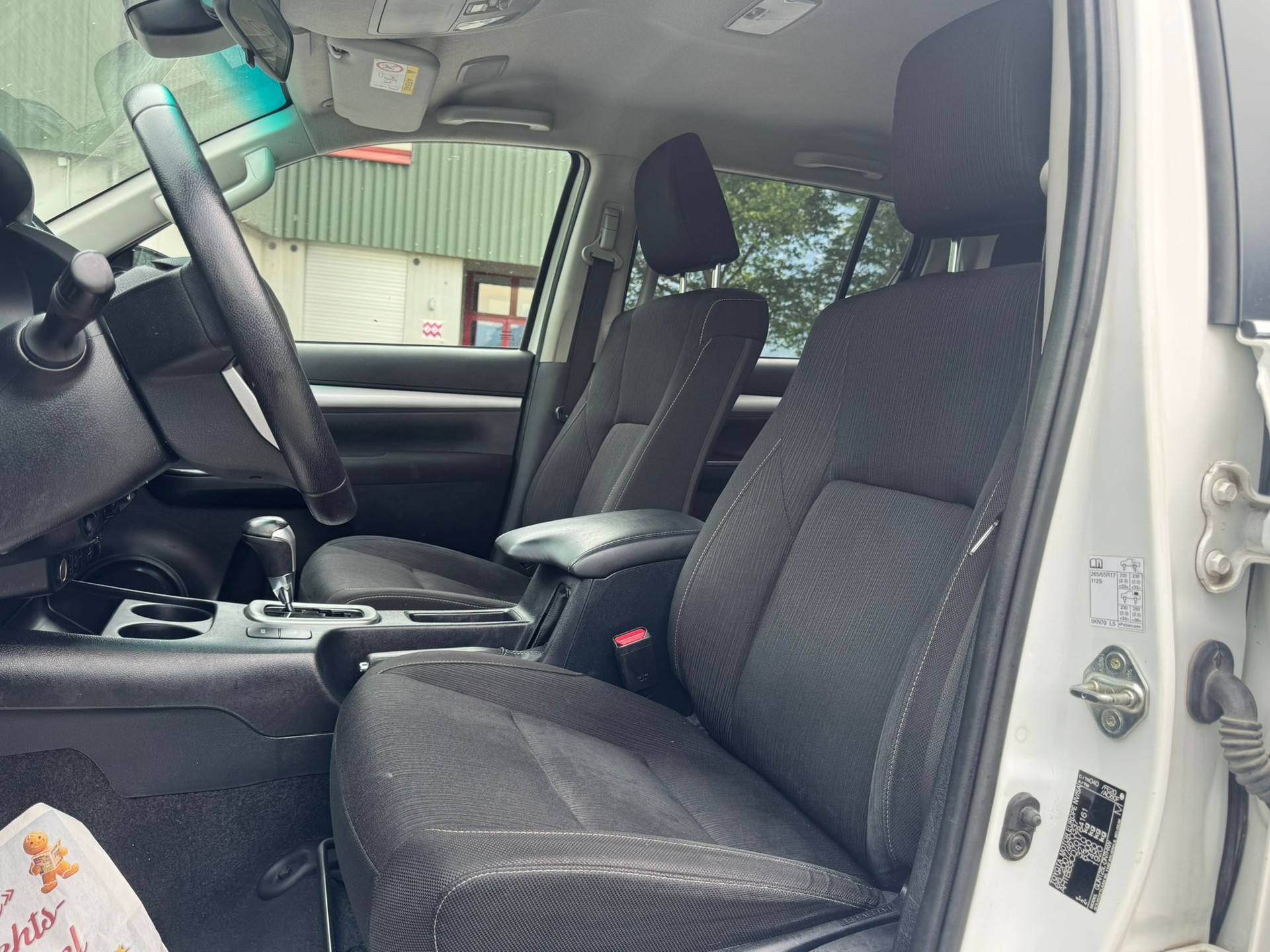 TOYOTA Hilux 2.4D-4D Style Double Cab 4x4 A-image-12