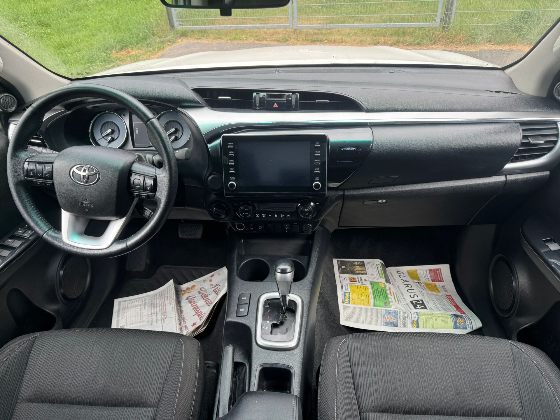 TOYOTA Hilux 2.4D-4D Style Double Cab 4x4 A-image-14