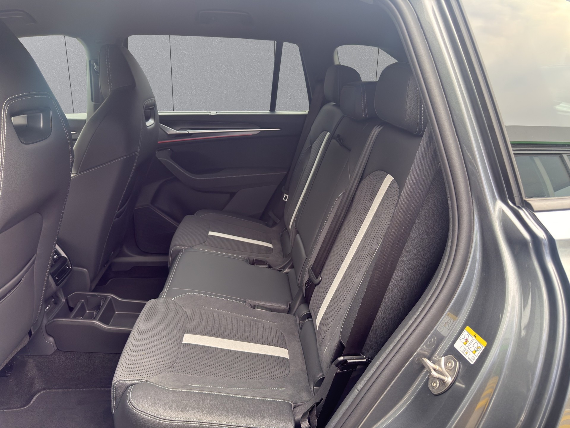 SKODA Kodiaq 2.0 TSI Sportline 4x4-image-11