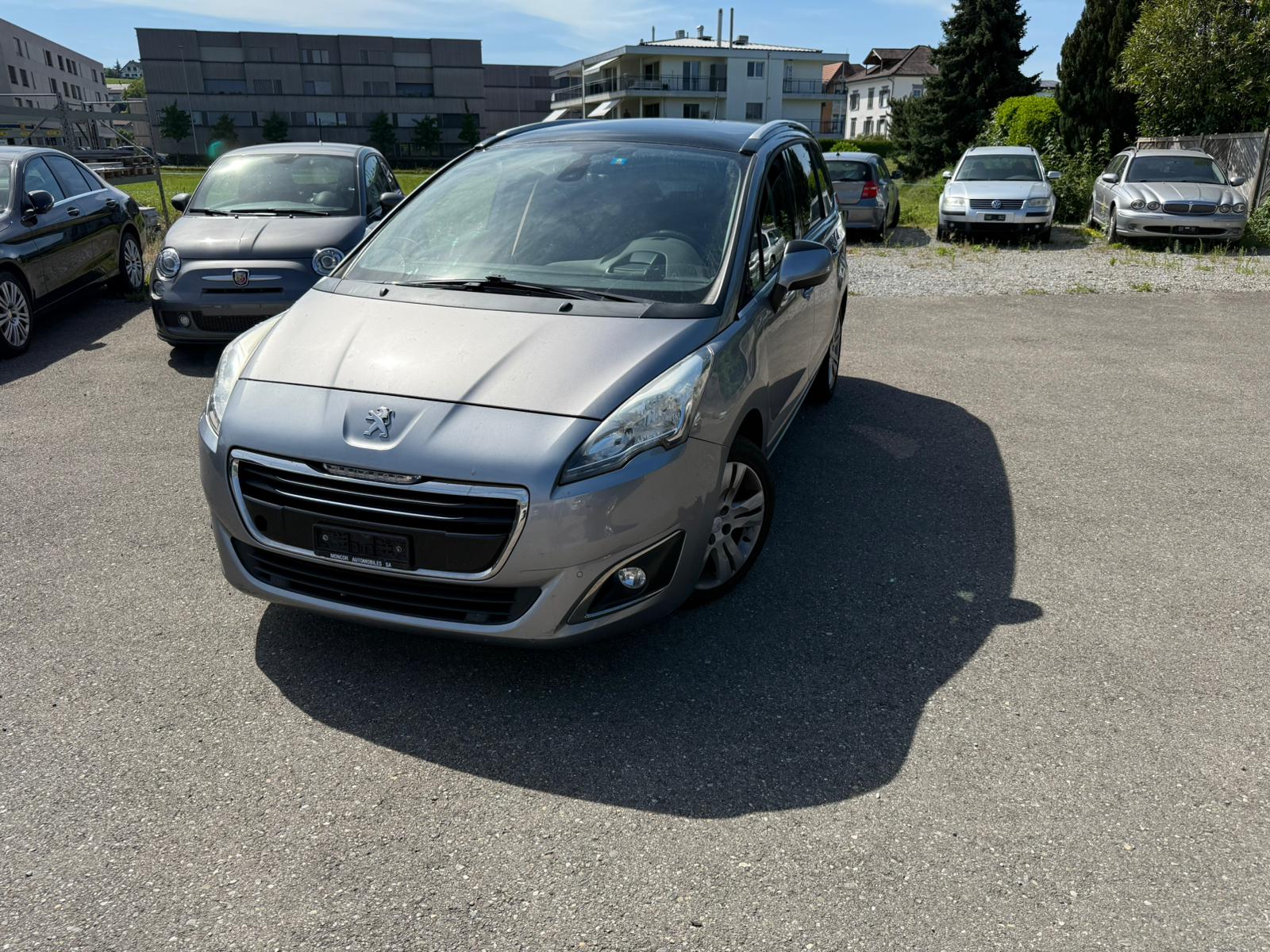 PEUGEOT 5008 1.6 16V T Style Tiptronic-image-0
