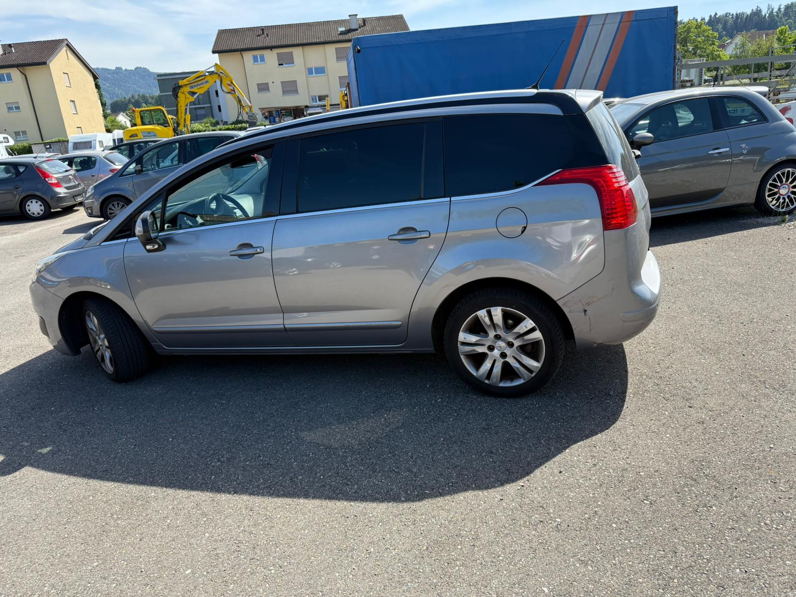 PEUGEOT 5008 1.6 16V T Style Tiptronic-image-7