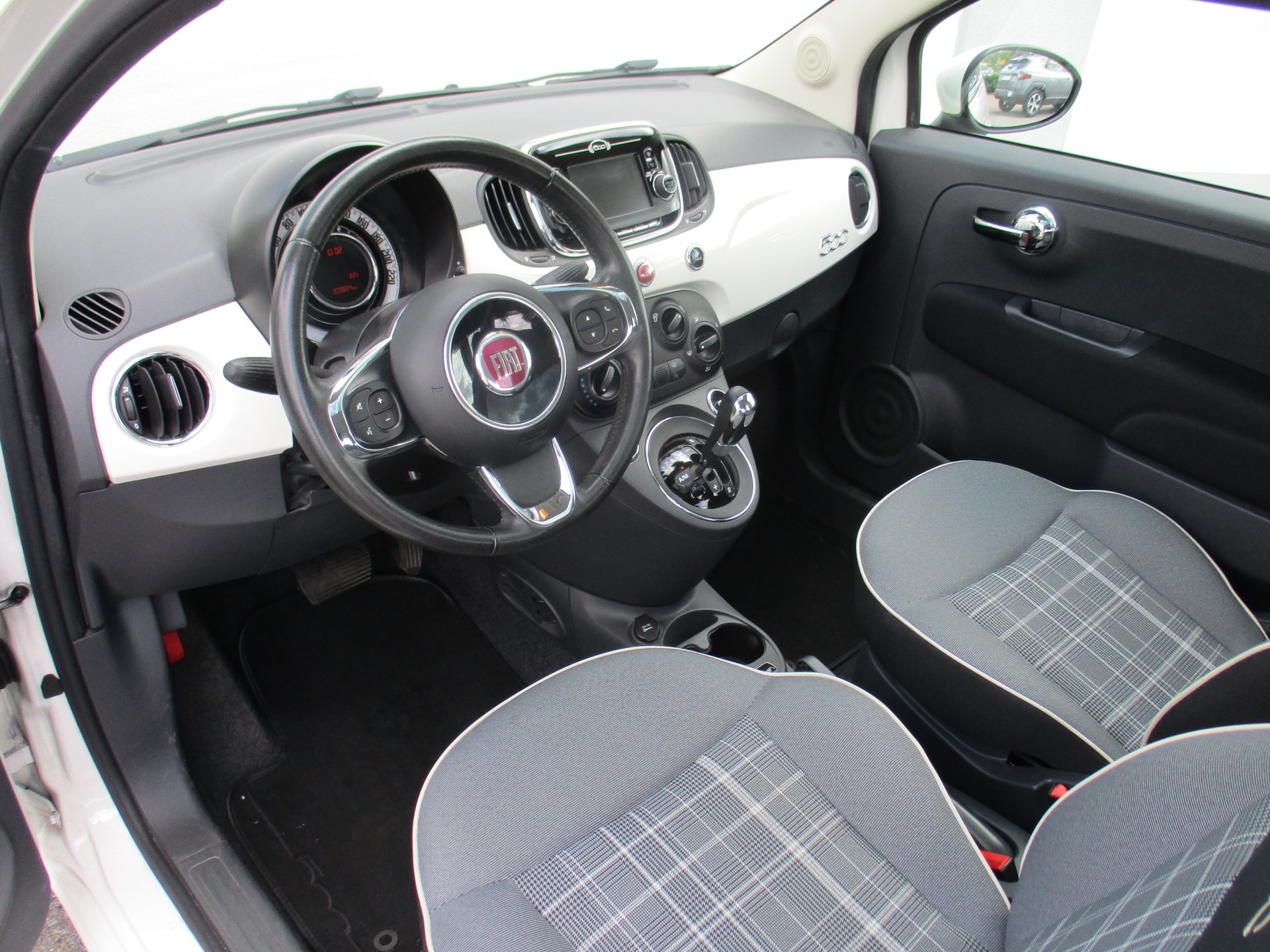 FIAT 500 0.9 TwinAir Lounge Dualogic-image-5