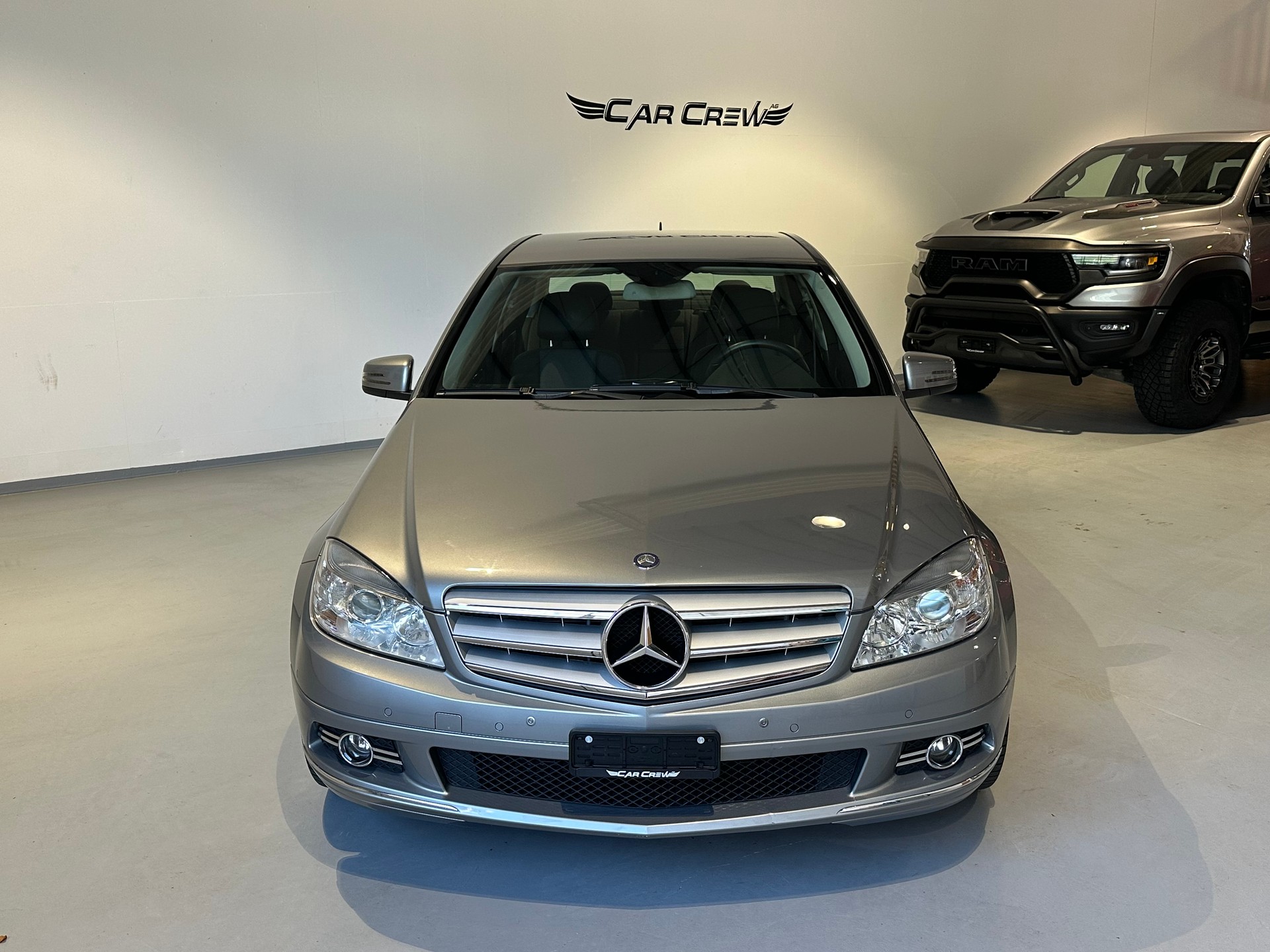 MERCEDES-BENZ C 250 CGI BlueEfficiency Avantgarde Automatic-image-1