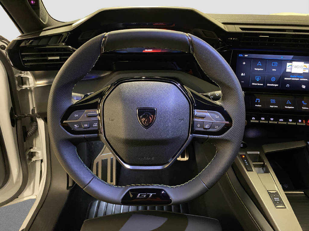 PEUGEOT 308 SW e-GT-image-7