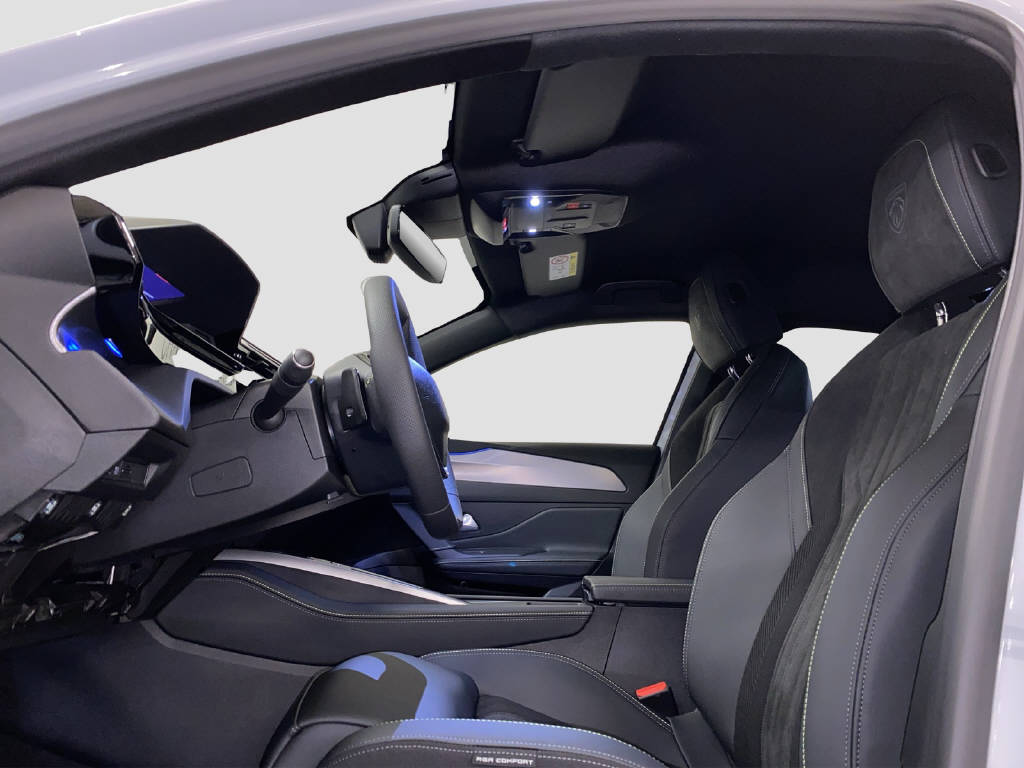 PEUGEOT 308 SW e-GT-image-6