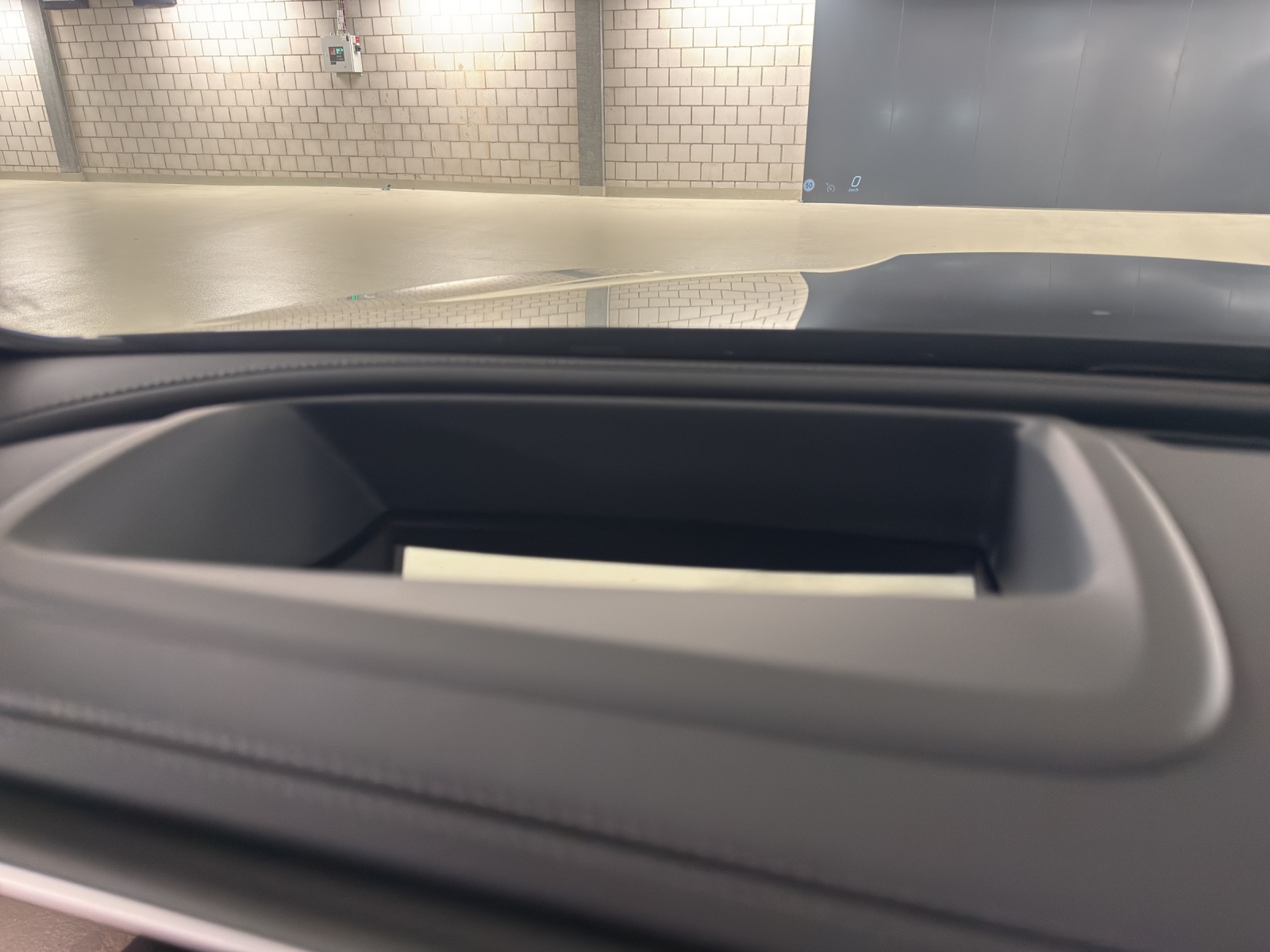 MERCEDES-BENZ GLC 200 4Matic 9G-Tronic-image-17