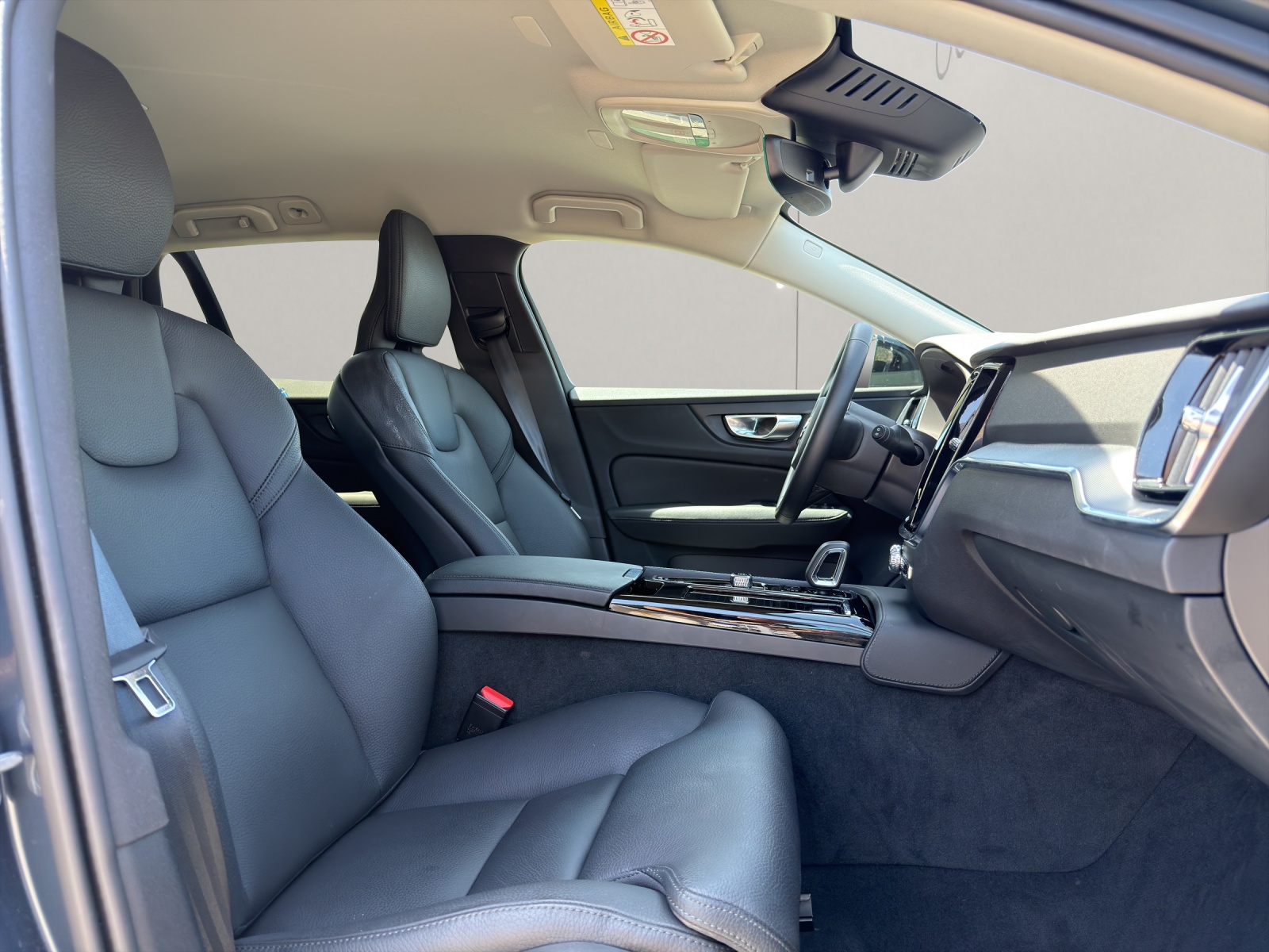 VOLVO V60 2.0 T6 TE Plus Dark eAWD .-image-9