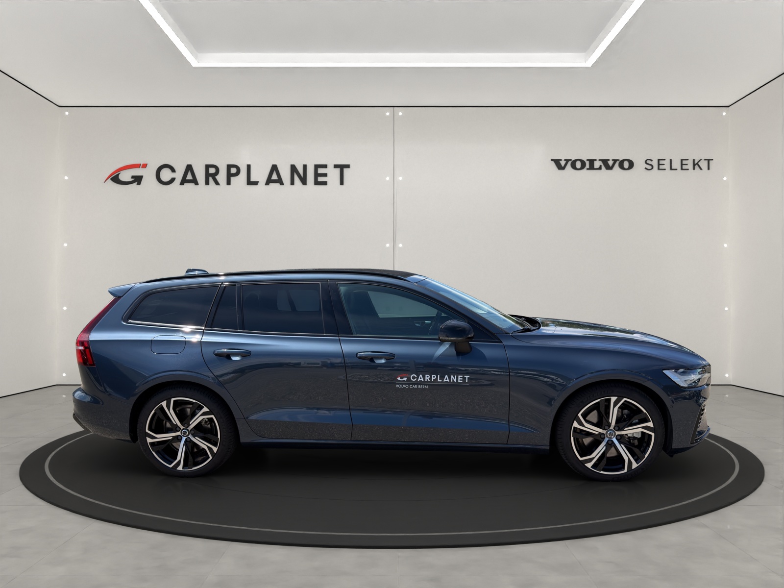 VOLVO V60 2.0 T6 TE Plus Dark eAWD .-image-1