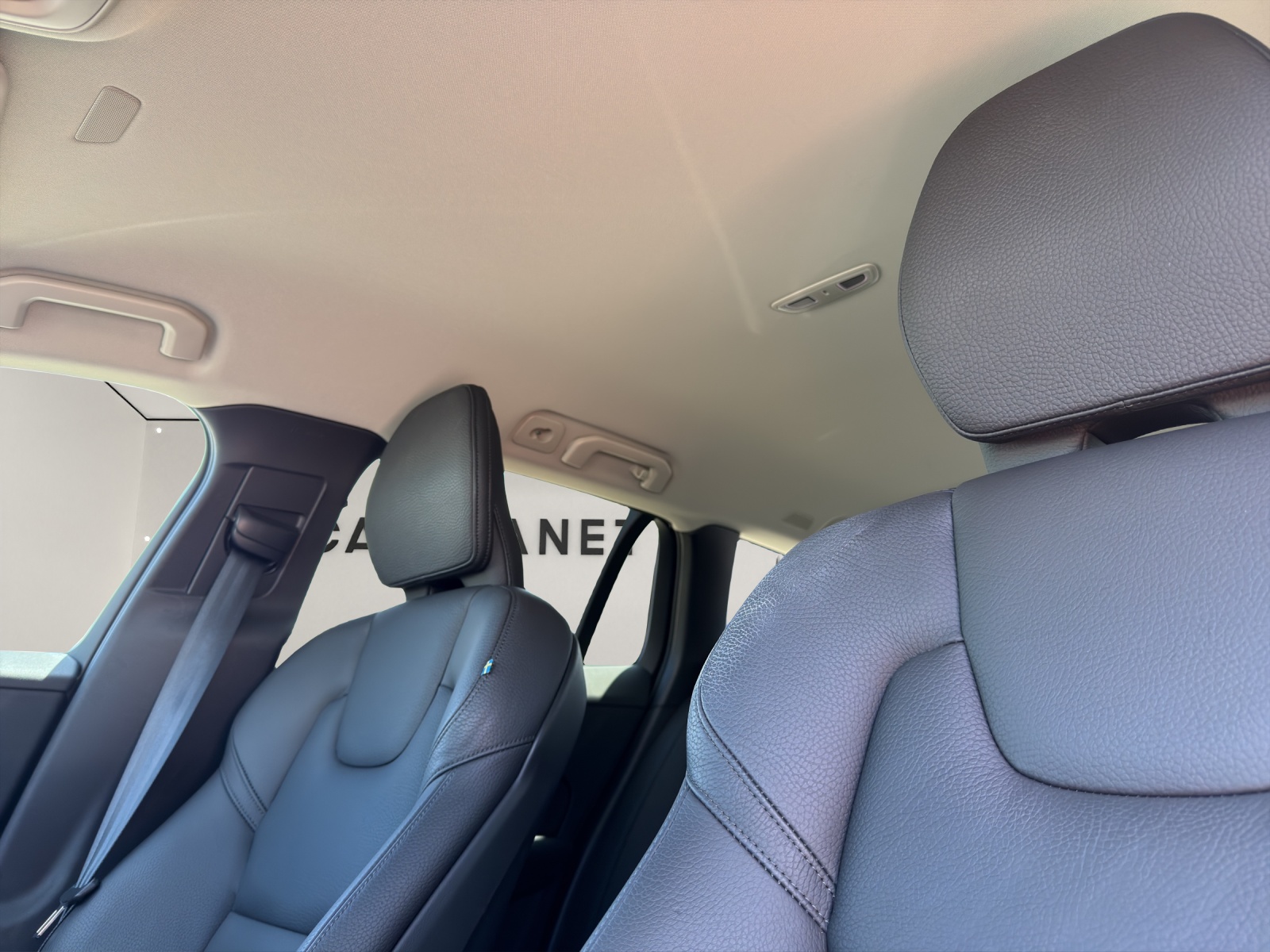 VOLVO V60 2.0 T6 TE Plus Dark eAWD .-image-10