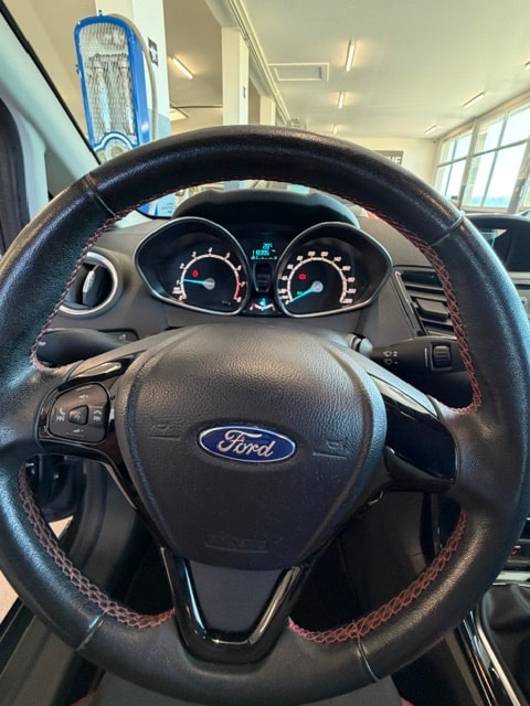 FORD Fiesta 1.0 SCTi Sport Black-image-13