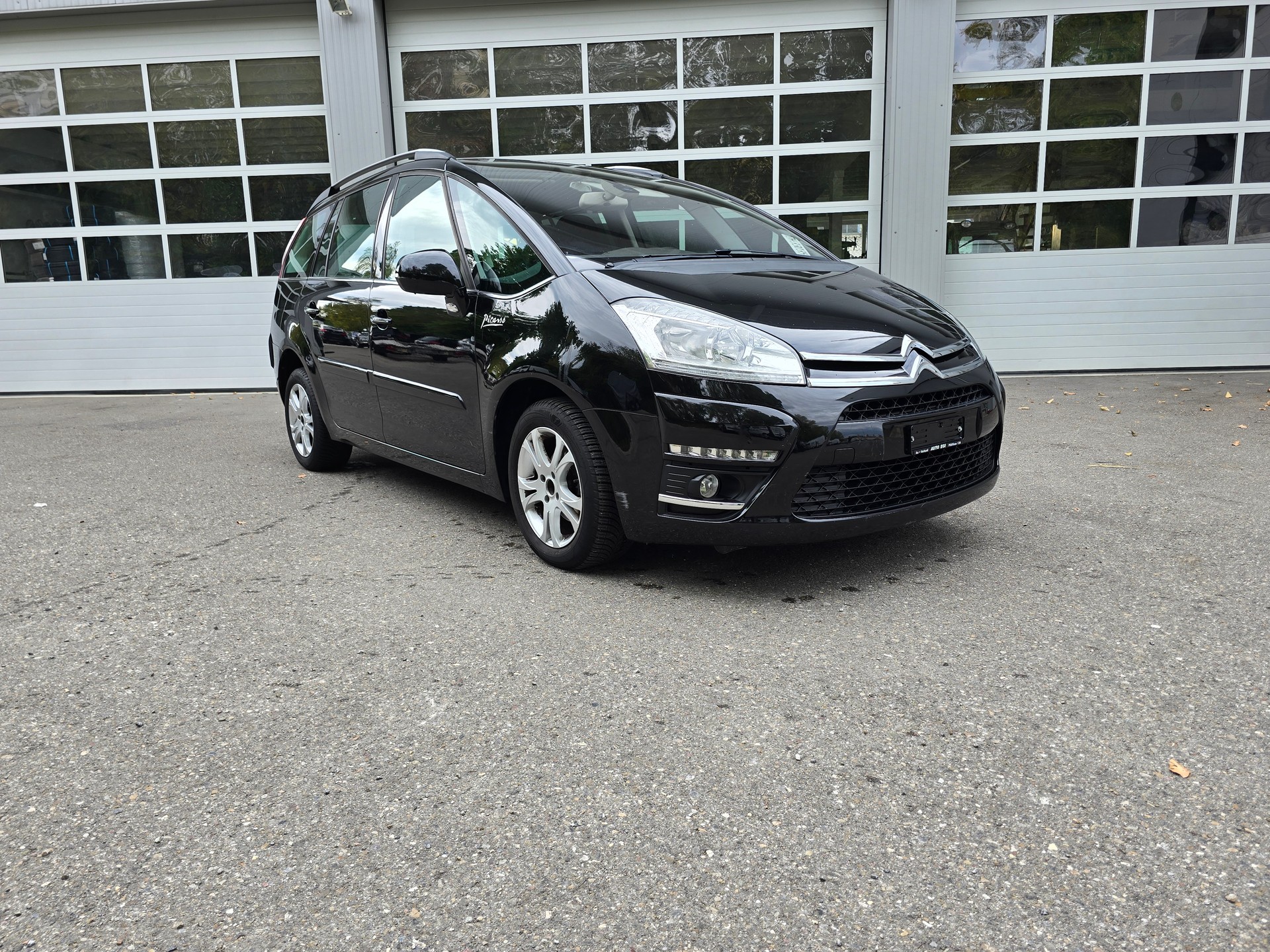 CITROEN Grand C4 Picasso 1.6i 16V Essentiel-image-2