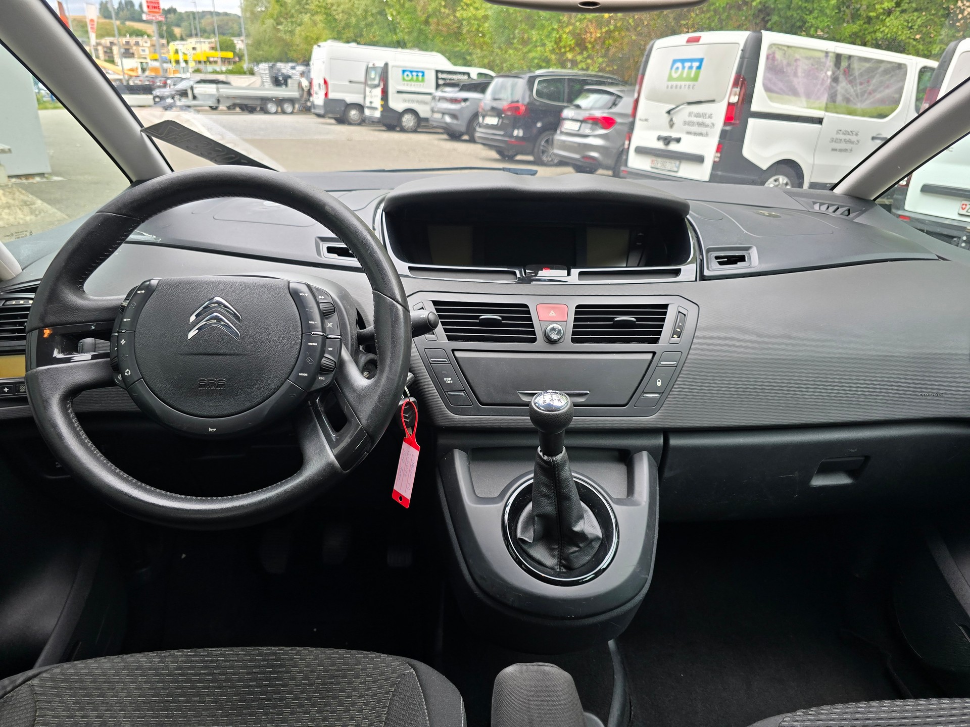 CITROEN Grand C4 Picasso 1.6i 16V Essentiel-image-10