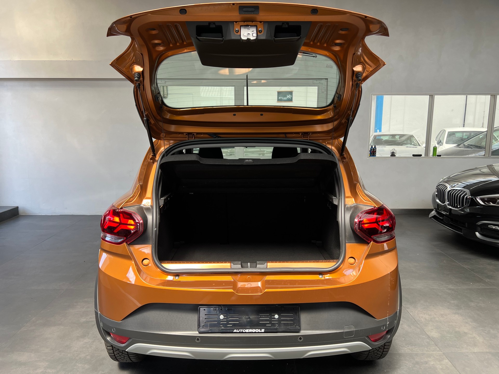 DACIA Sandero Stepway TCe 90 Comfort-image-11