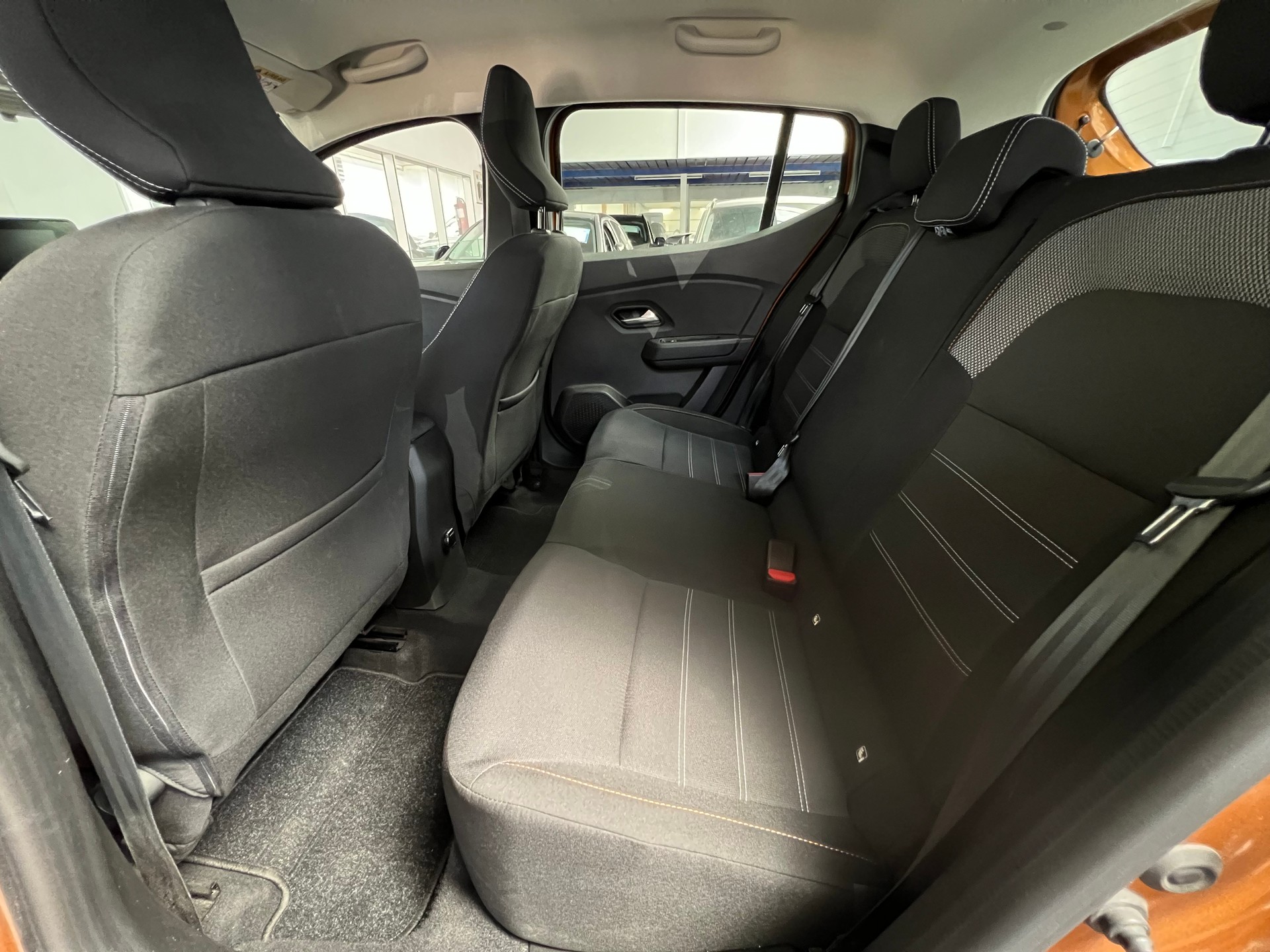 DACIA Sandero Stepway TCe 90 Comfort-image-10
