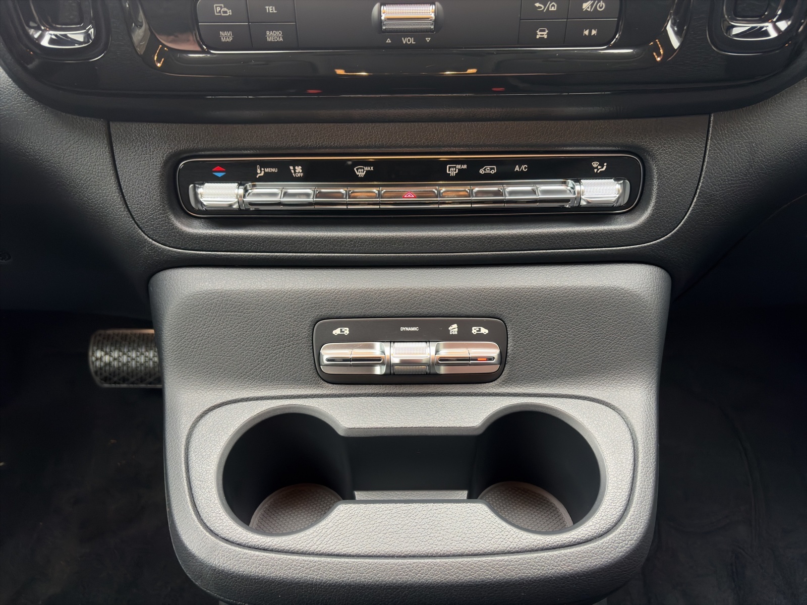 MERCEDES-BENZ Vito 116 CDI Lang Tourer 9G-Tronic 4M Select-image-11
