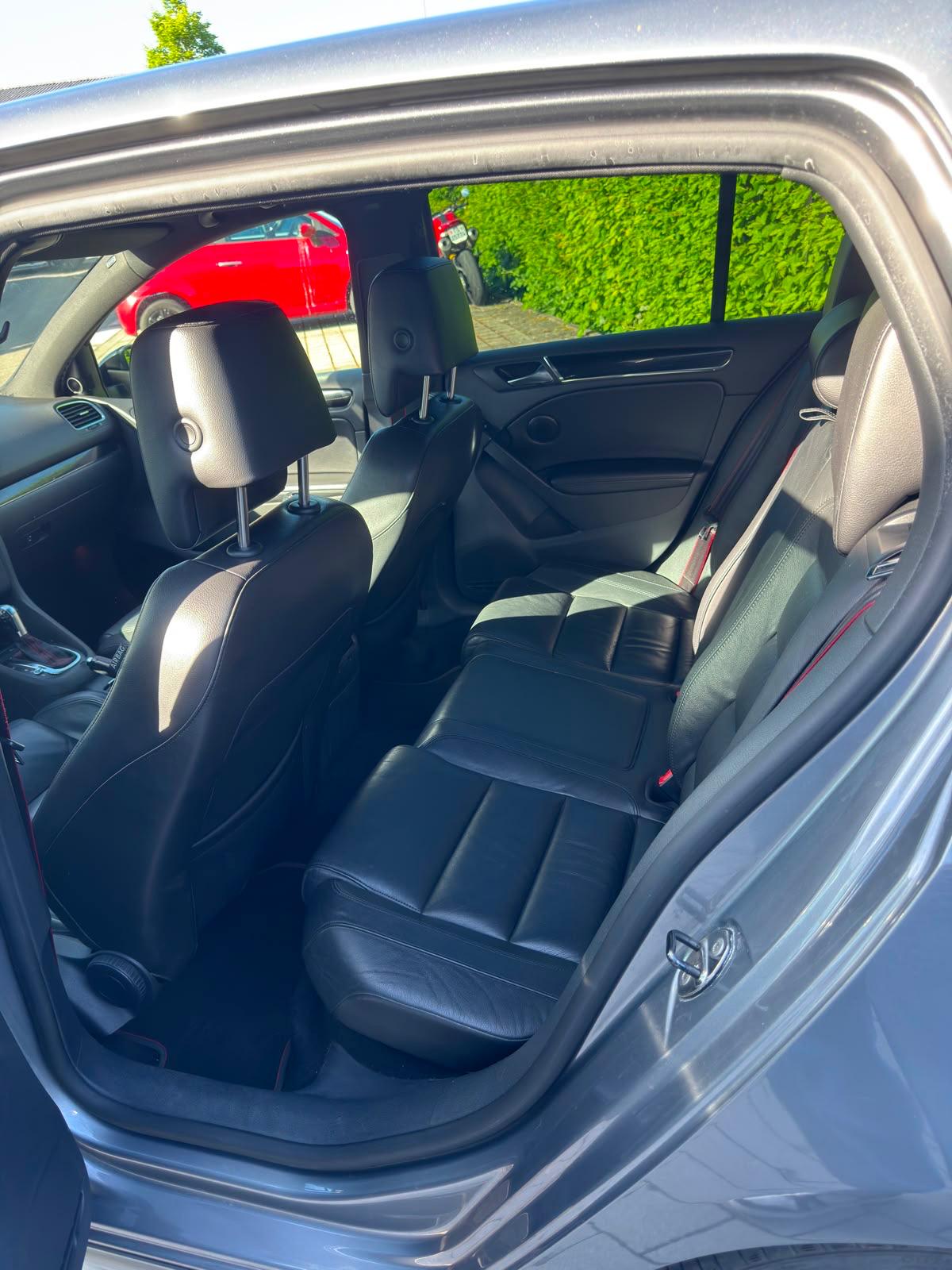VW 2.0 TSI GTI Edition 35 DSG-image-5