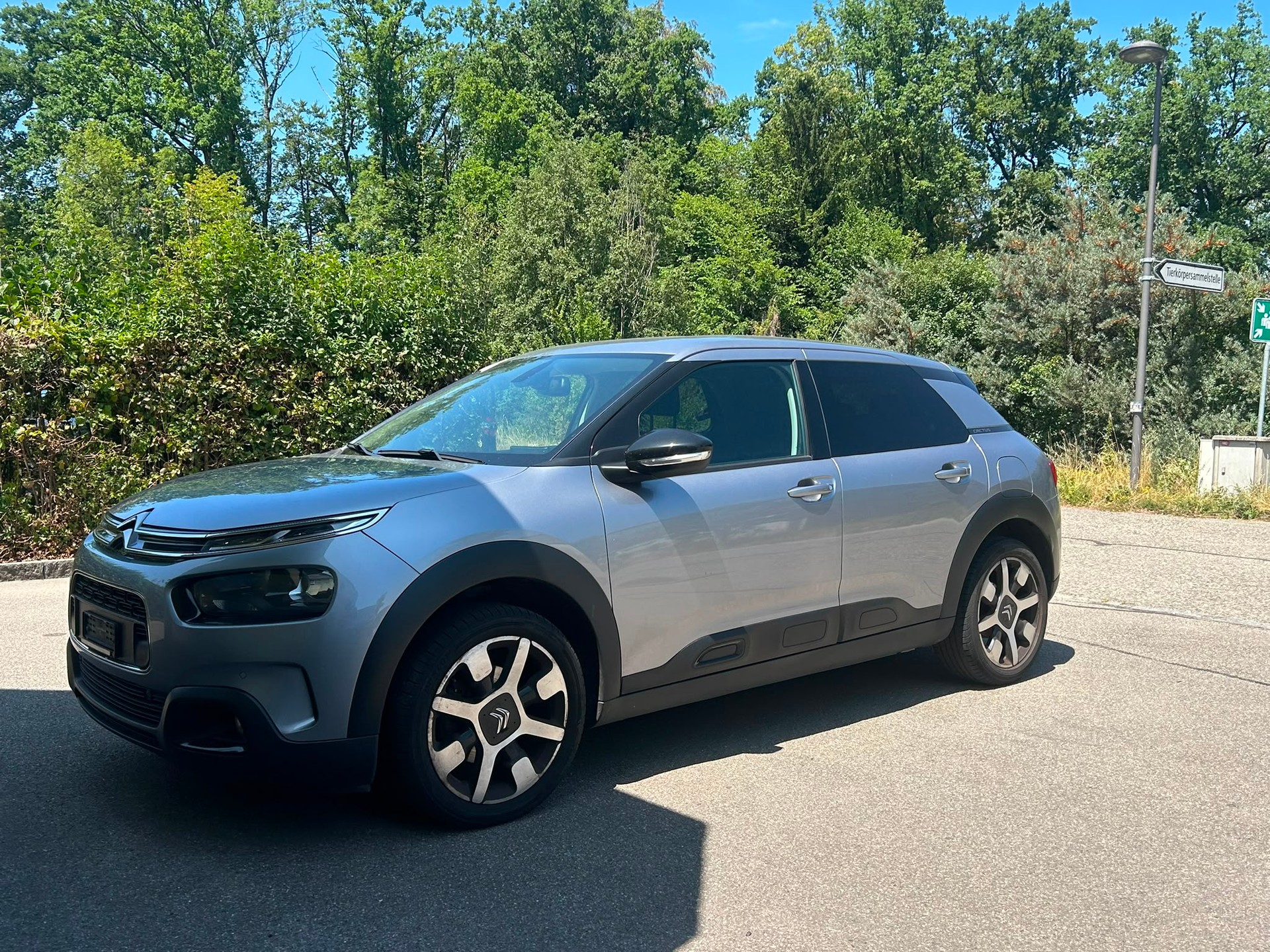 CITROEN C4 Cactus 1.2 Pure Tech Feel-image-2
