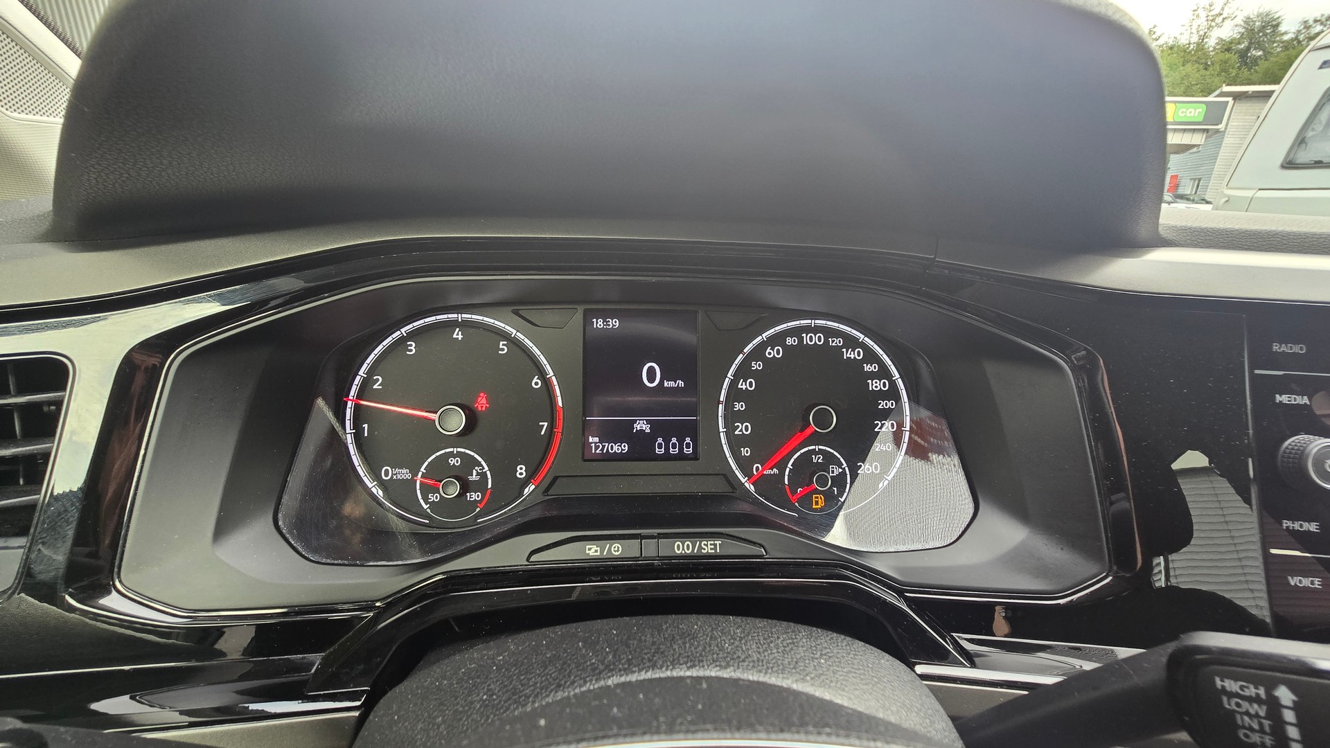 VW Polo 1.0 TSI BMT Comfortline-image-11