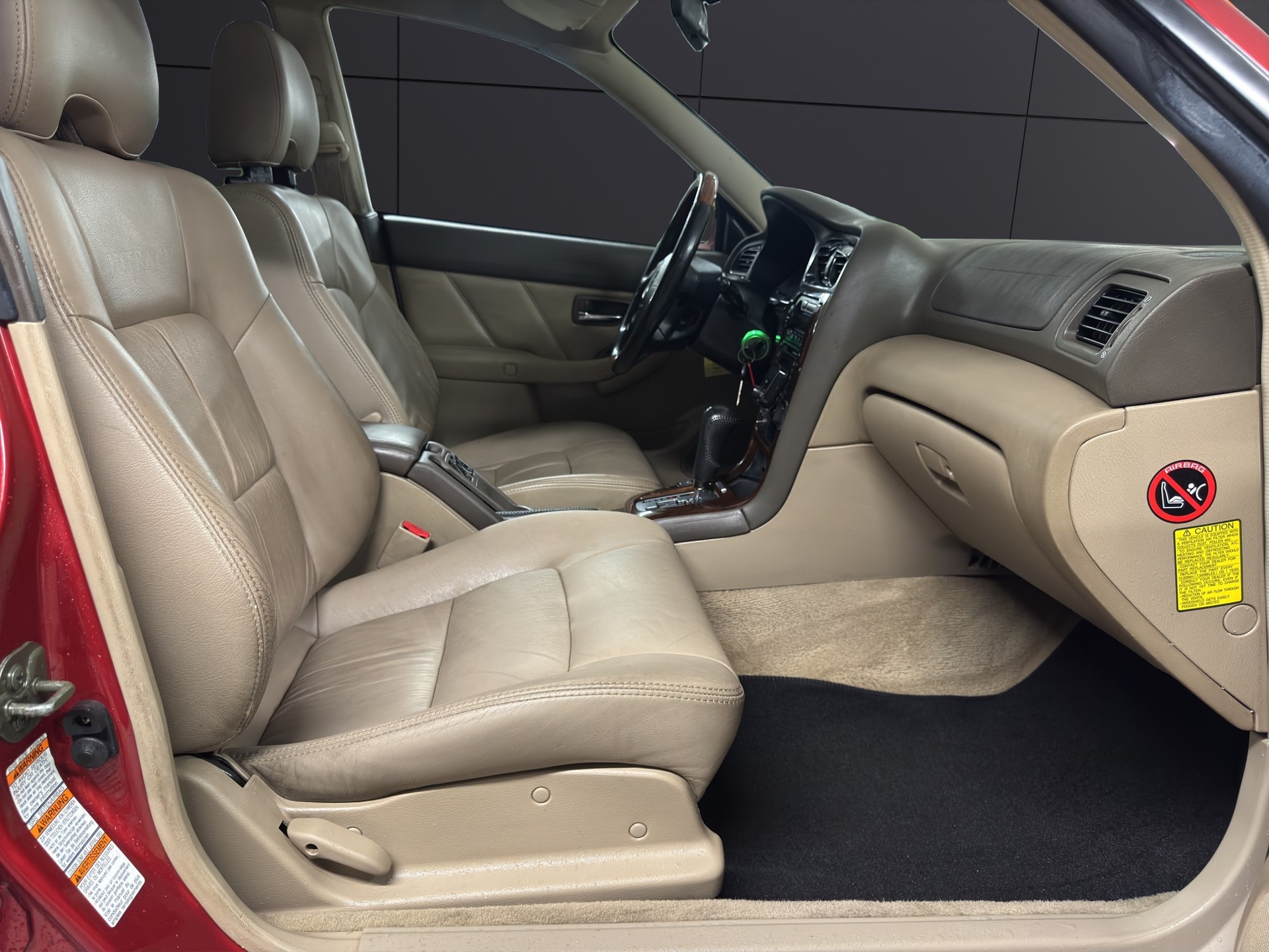 SUBARU Outback H6 3.0-image-13
