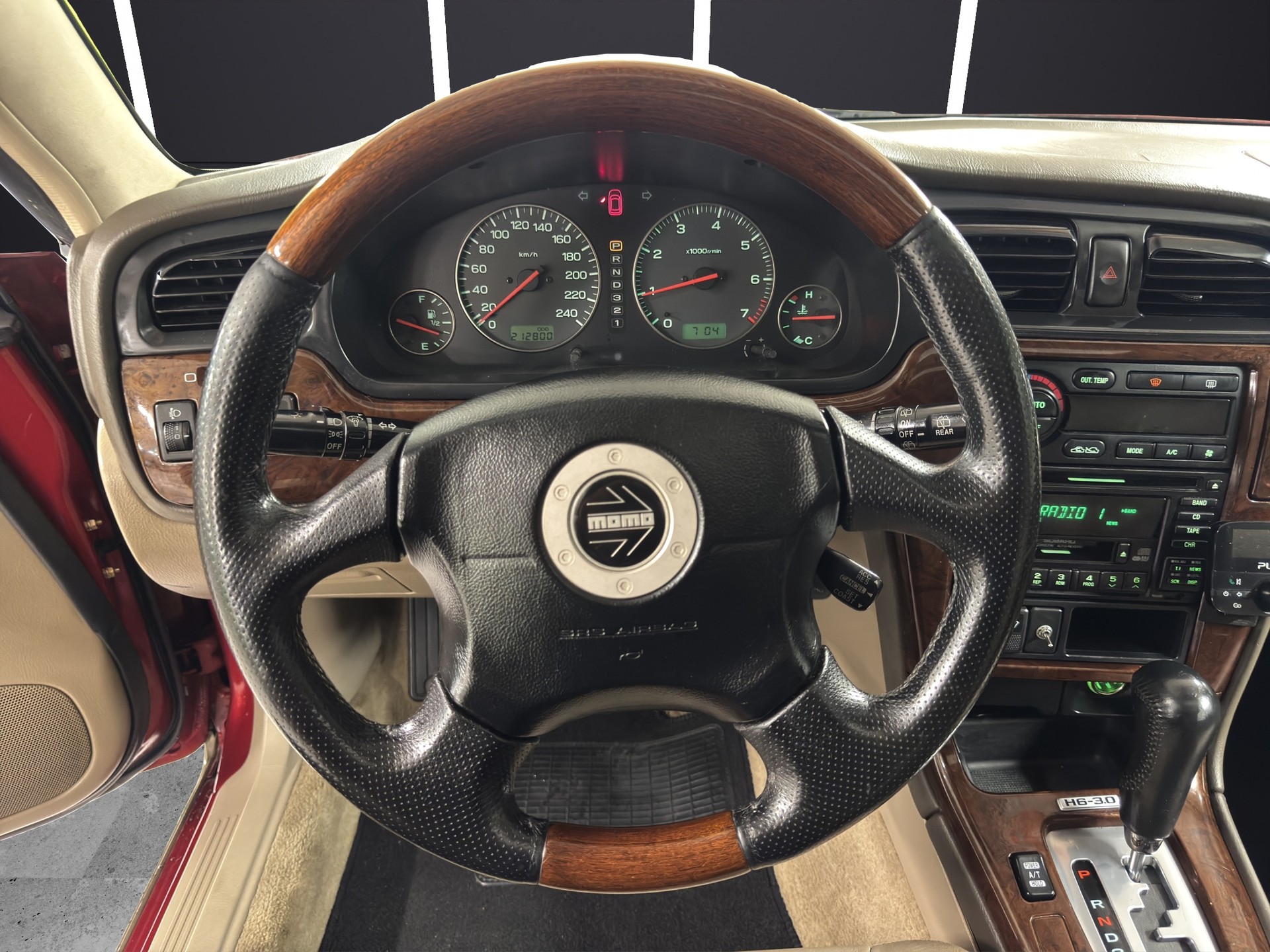 SUBARU Outback H6 3.0-image-11