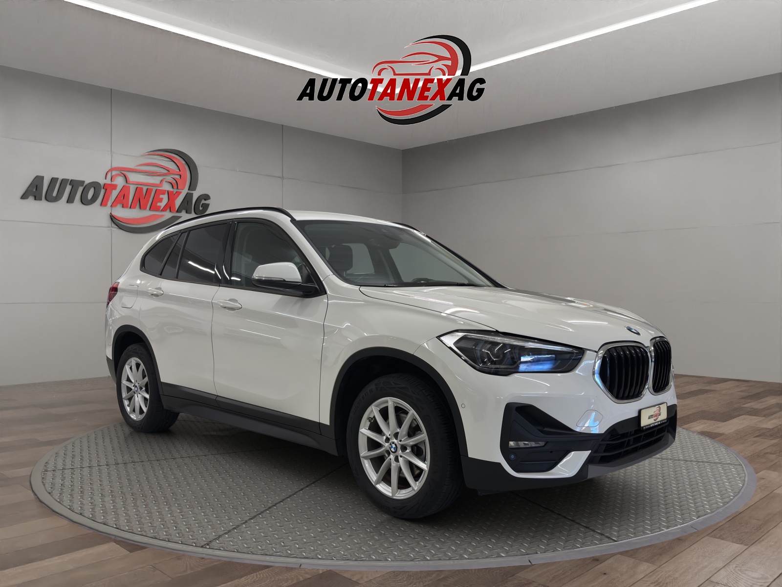 BMW X1 sDrive 18i Steptronic DSK-image-7