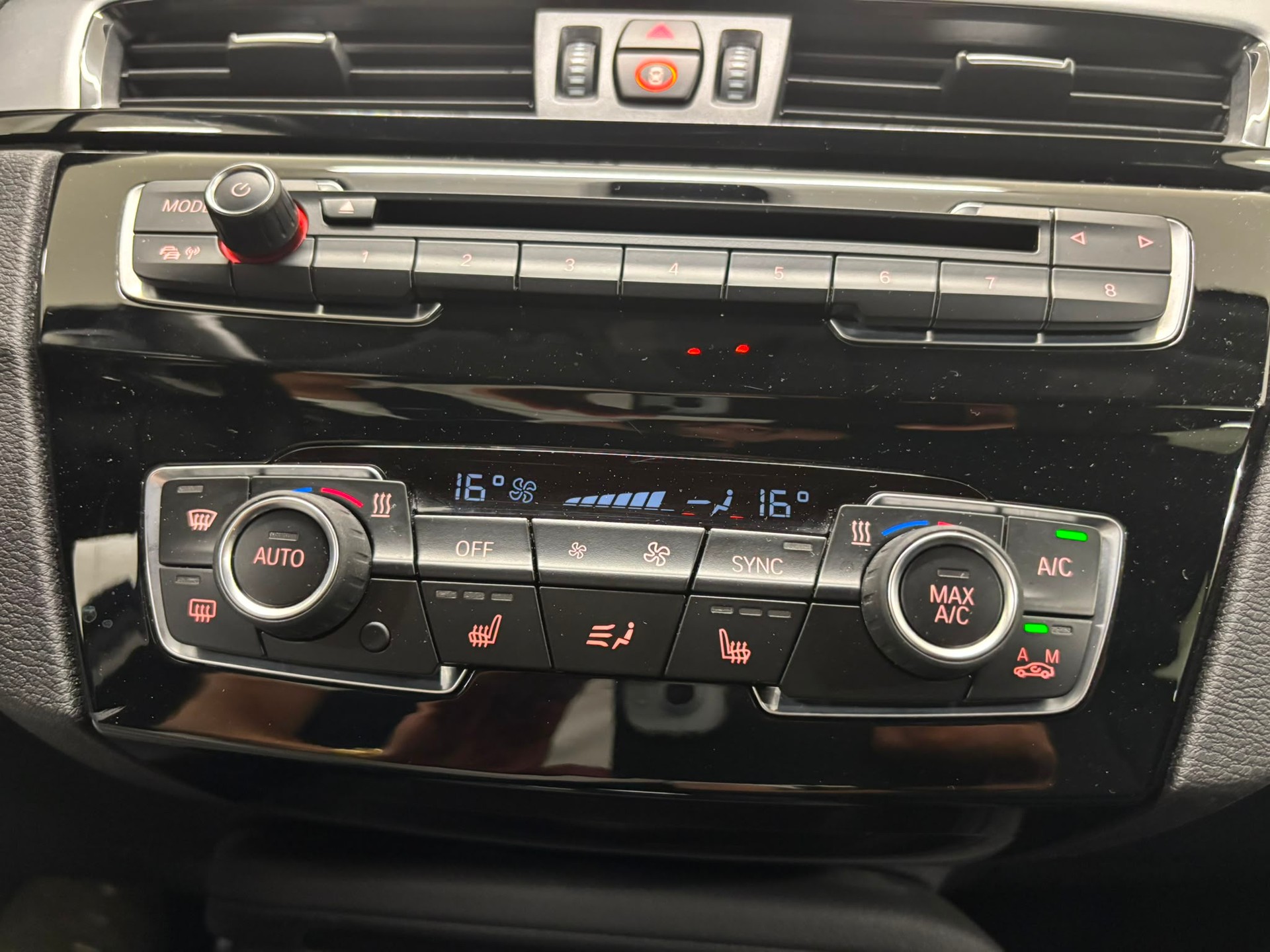 BMW X1 sDrive 18i Steptronic DSK-image-24