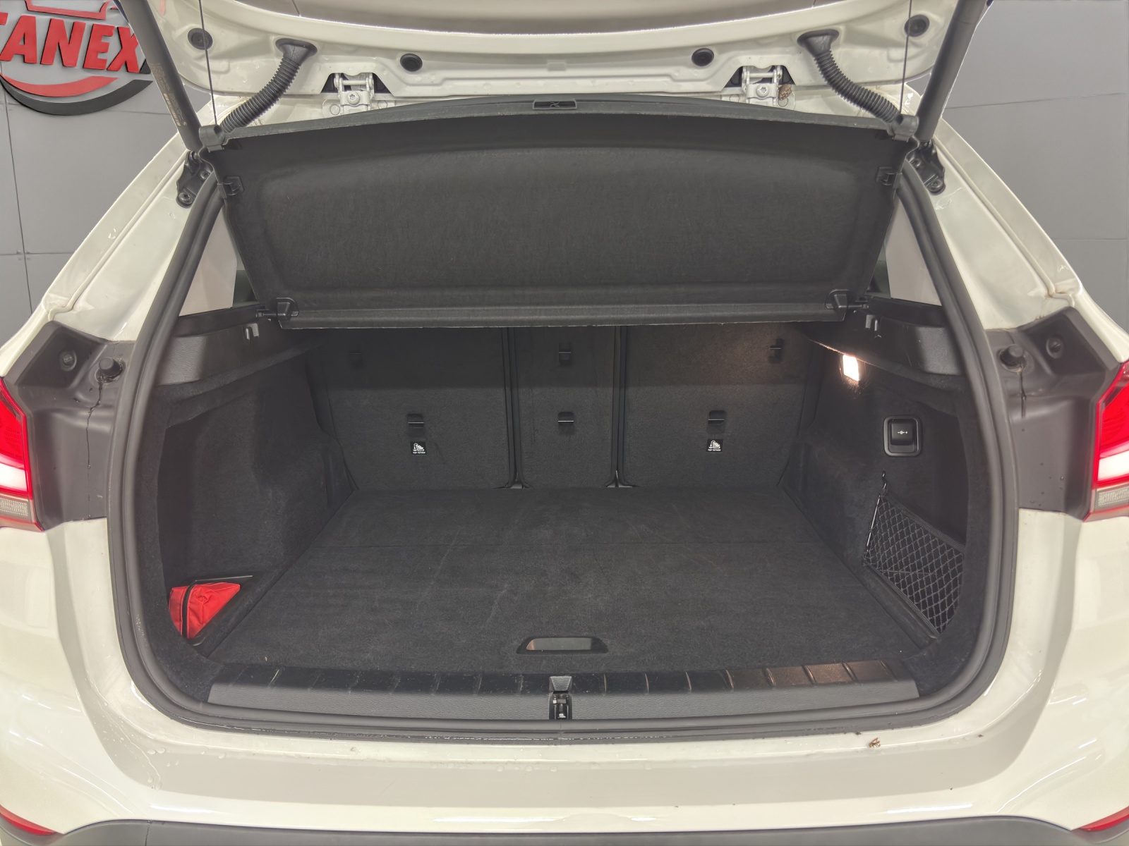 BMW X1 sDrive 18i Steptronic DSK-image-19