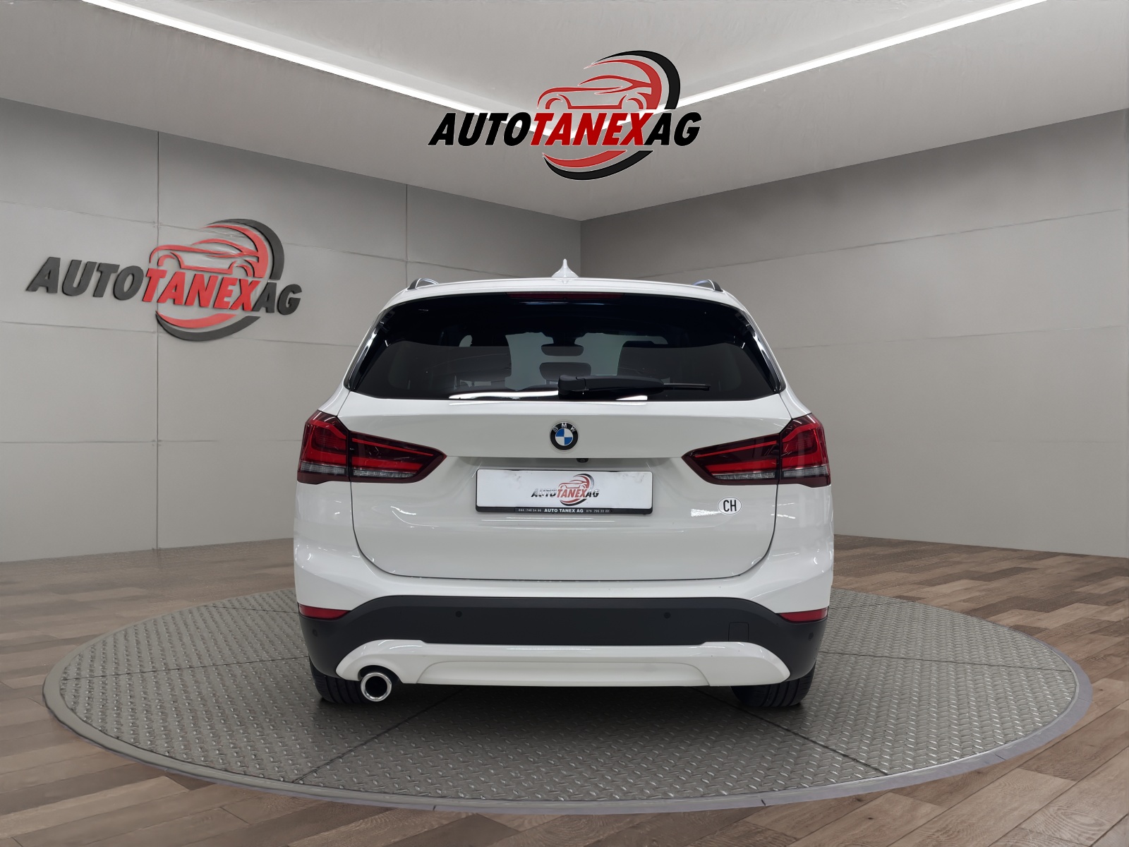 BMW X1 sDrive 18i Steptronic DSK-image-4