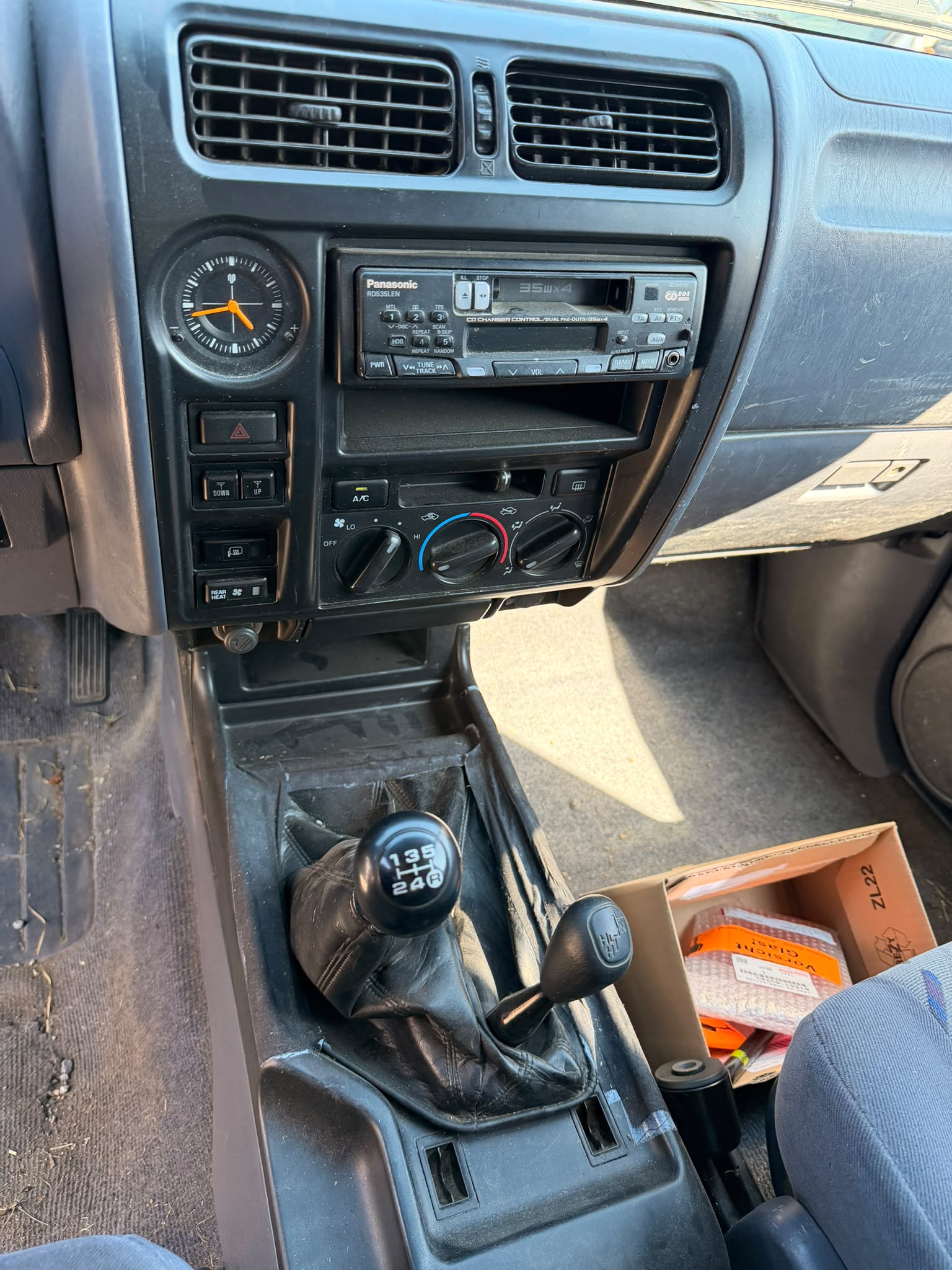 TOYOTA Land Cruiser 300 3.0 TD VX-image-11