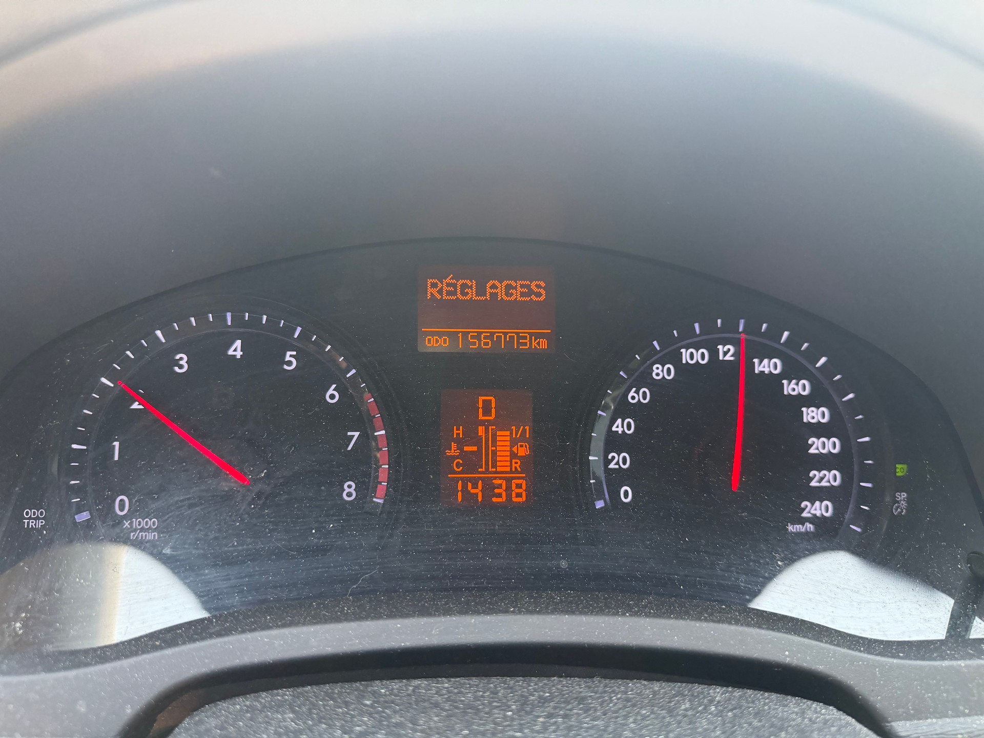 TOYOTA Avensis Sportswagon 2.0 Sol Premium Multidrive-image-6