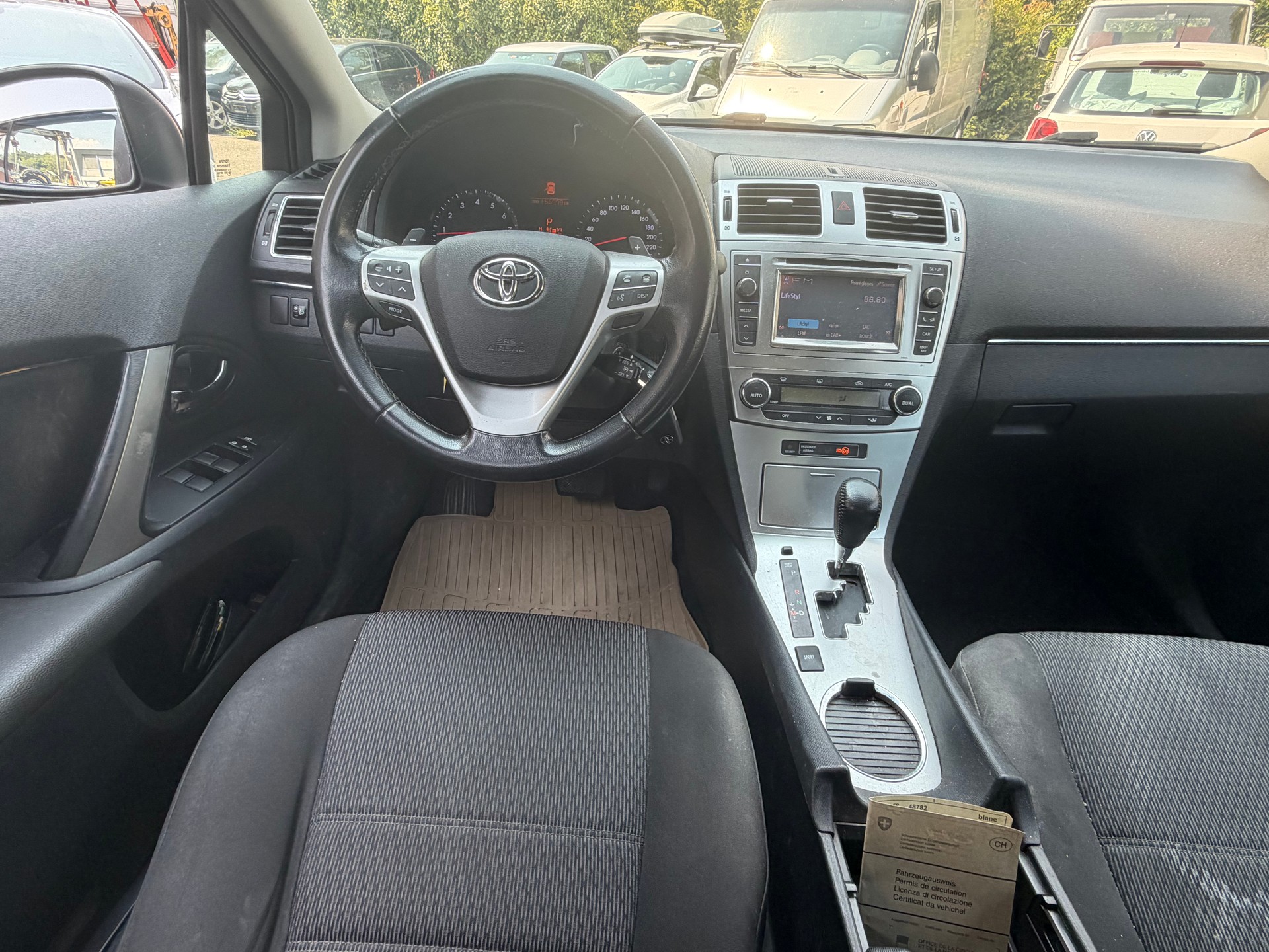 TOYOTA Avensis Sportswagon 2.0 Sol Premium Multidrive-image-1