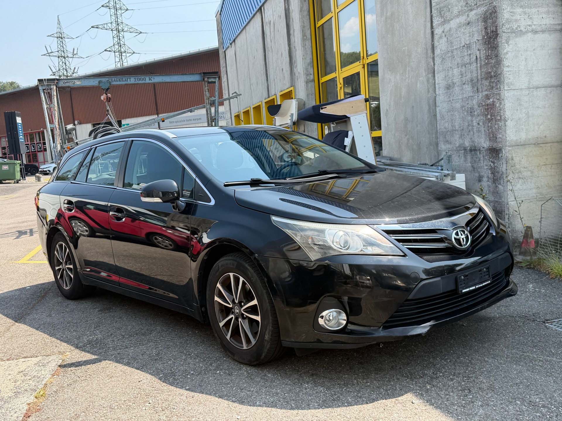 TOYOTA Avensis Sportswagon 2.0 Sol Premium Multidrive-image-2