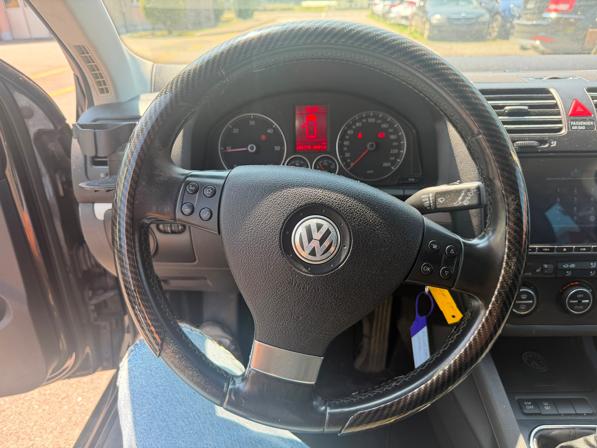 VW Golf Variant 1.9 TDI Comfortline 4Motion-image-7