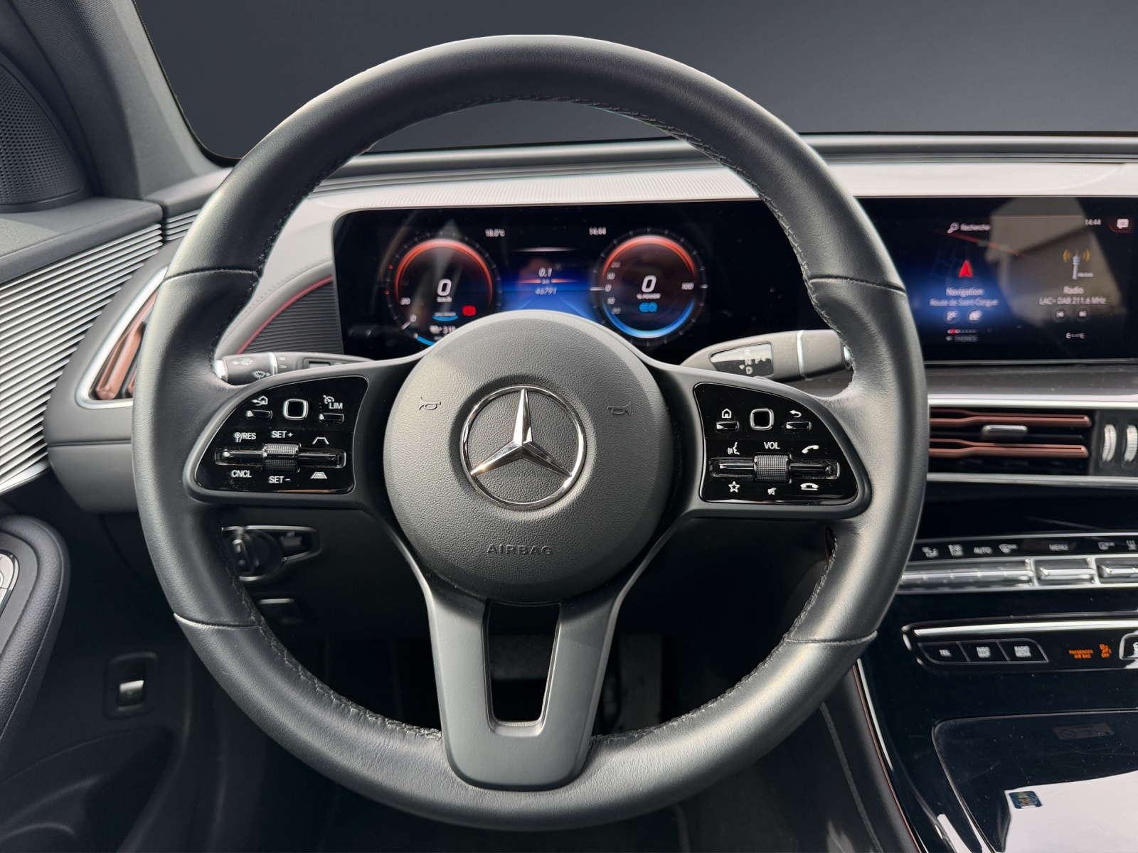 Image MERCEDES-BENZ EQC-400 EQC 400 4Matic EQ Star