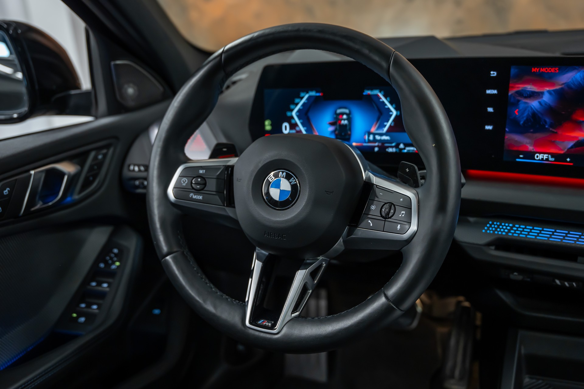 BMW 120d M Sport Steptronic *Facelift*360°*Head-Up*Panorama*-image-20