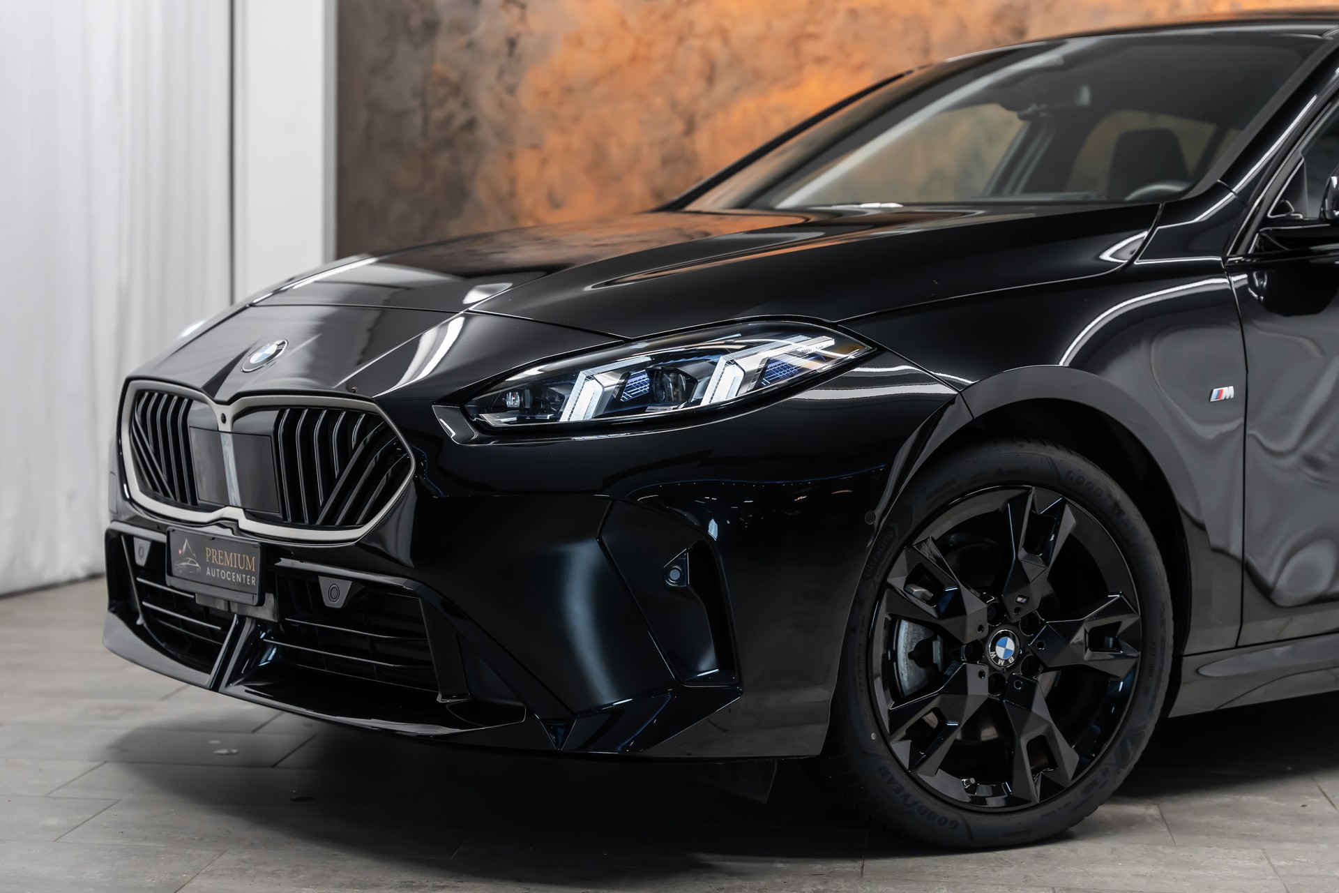 BMW 120d M Sport Steptronic *Facelift*360°*Head-Up*Panorama*-showroom-element-1