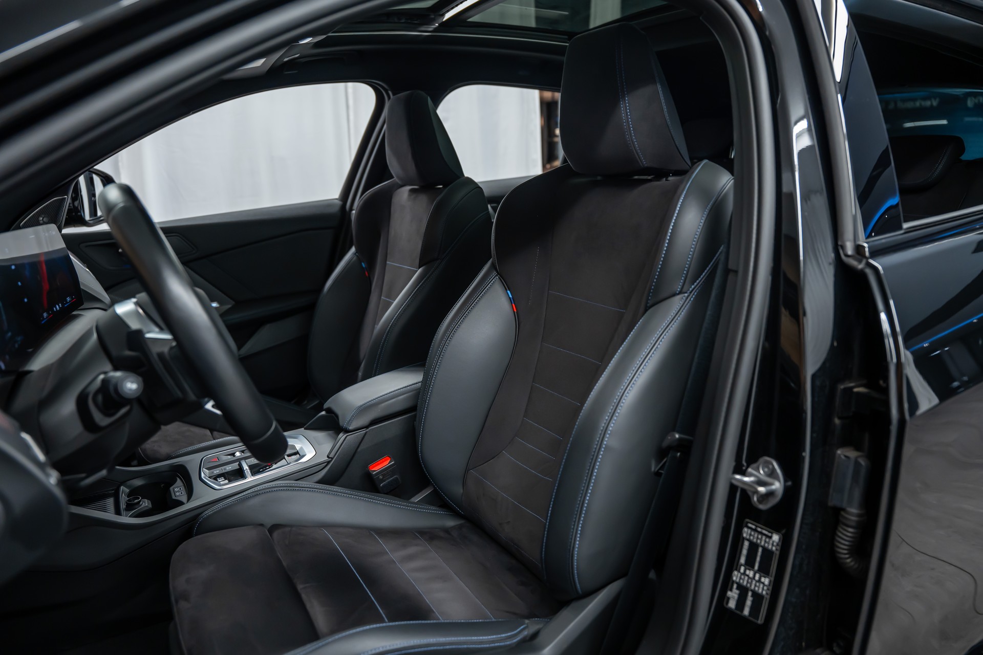 BMW 120d M Sport Steptronic *Facelift*360°*Head-Up*Panorama*-image-14