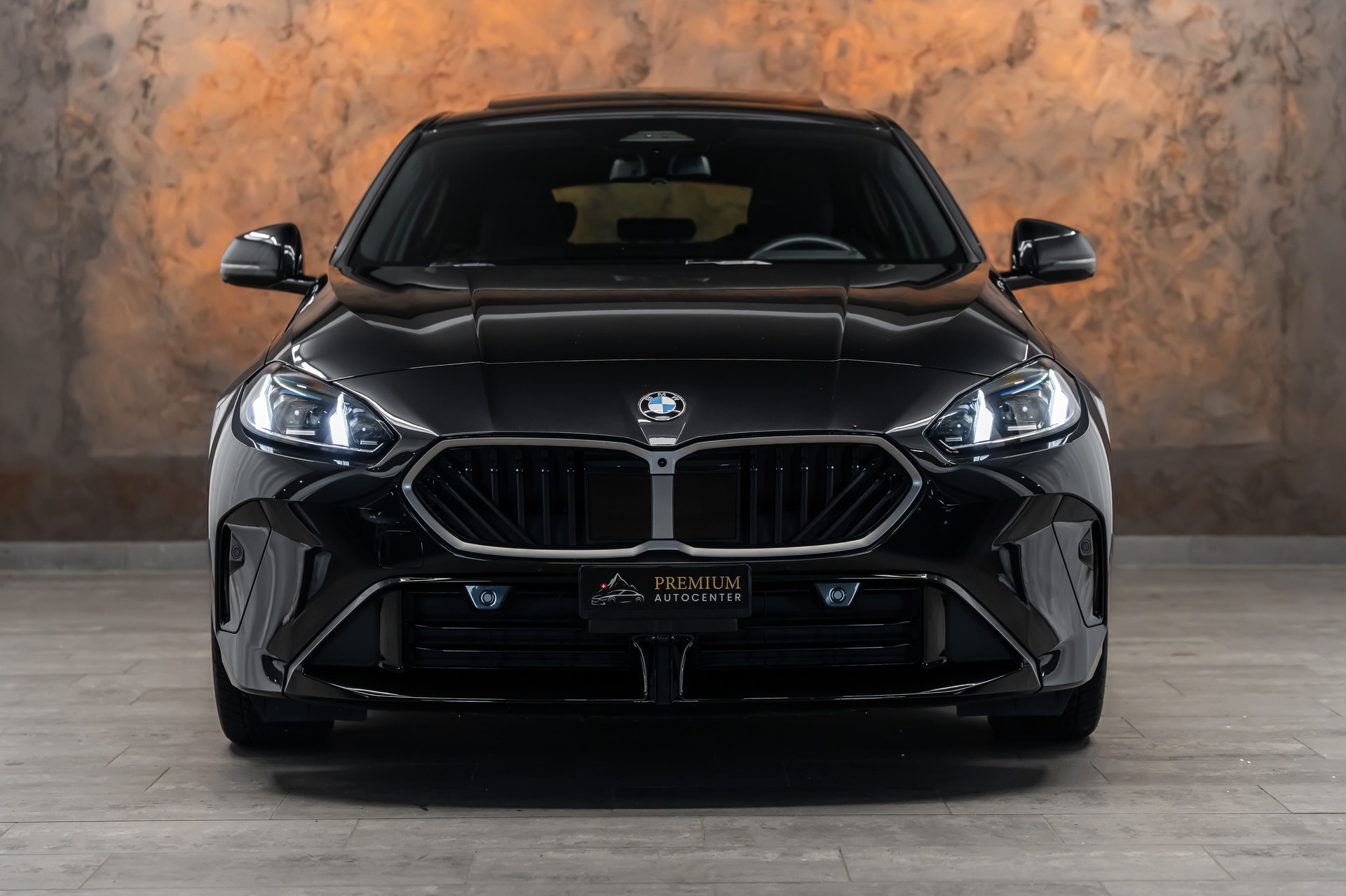 BMW 120d M Sport Steptronic *Facelift*360°*Head-Up*Panorama*-image-6