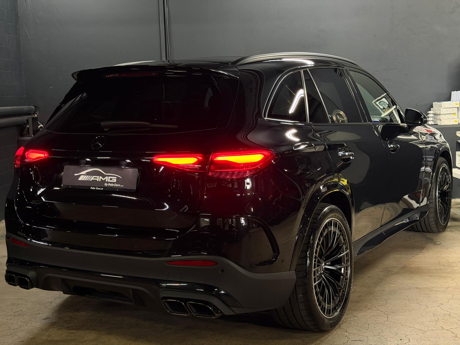 MERCEDES-BENZ GLC 43 AMG (GLC63 S AMG Bodykit) Limited All Black Performance 4Matic MB Vollgarantie-image-6