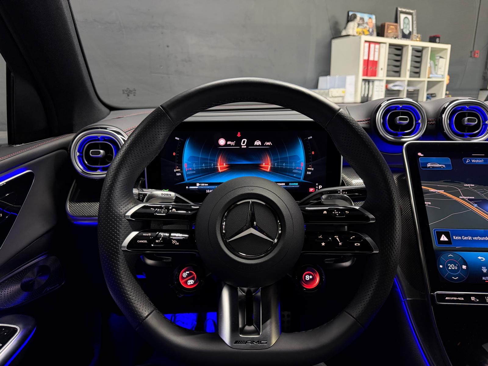 MERCEDES-BENZ GLC 43 AMG (GLC63 S AMG Bodykit) Limited All Black Performance 4Matic MB Vollgarantie-image-10